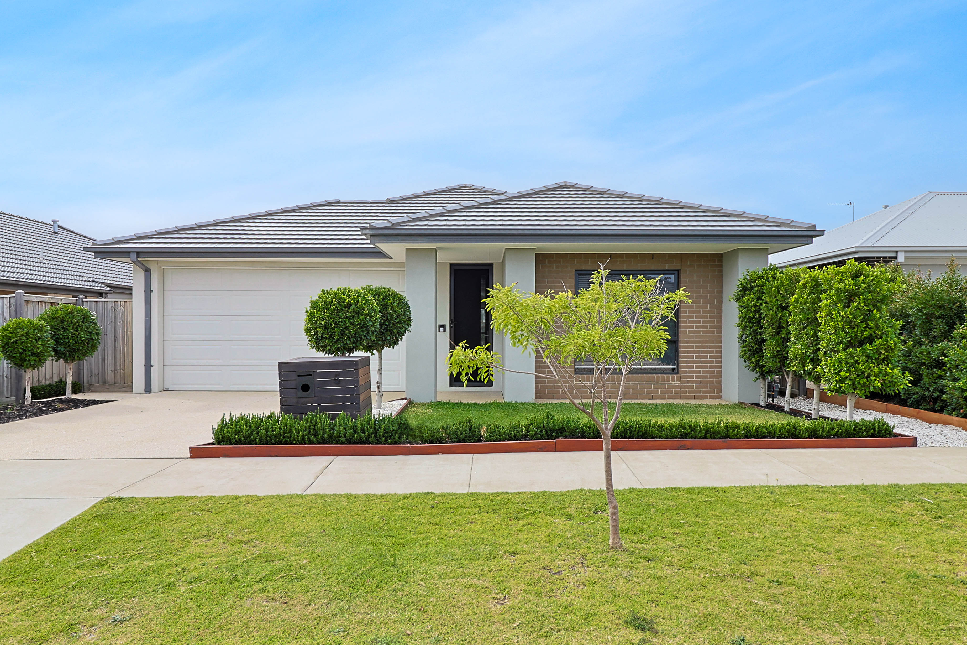 Listing image for 5 Majella Street, MOUNT DUNEED  VIC  3217