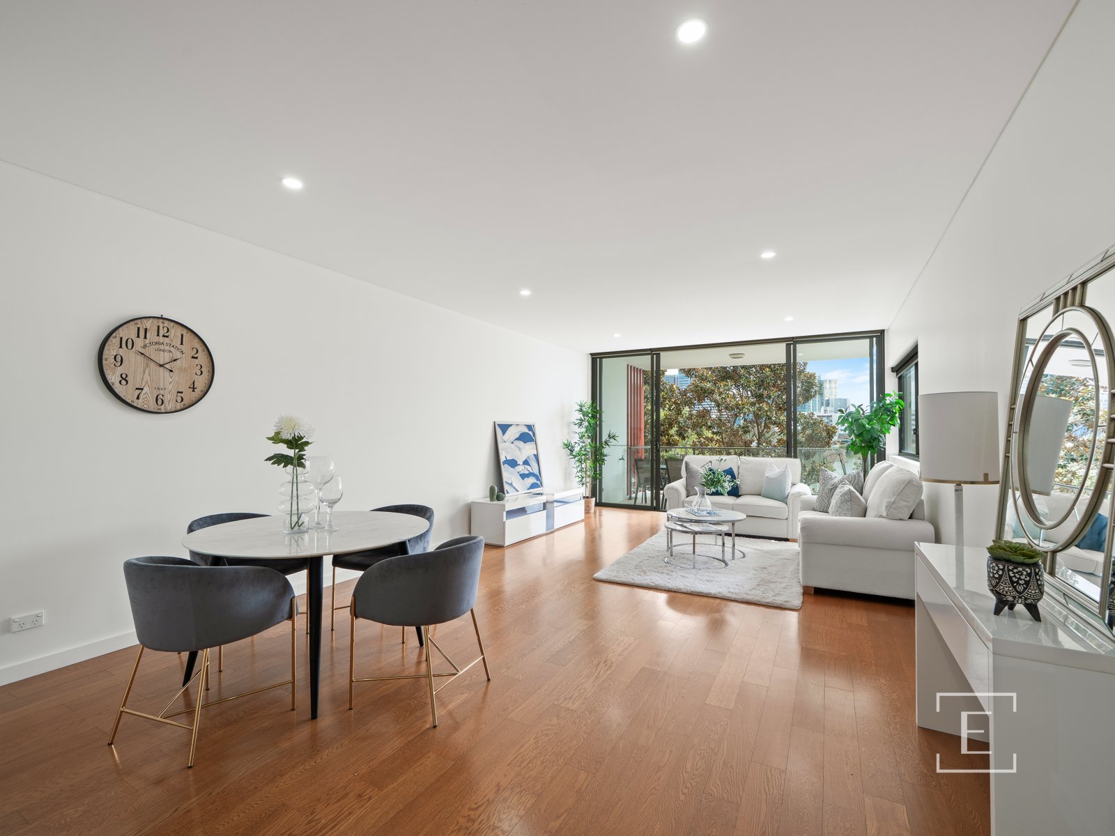 306 / 5 Nina Gray Avenue, Rhodes