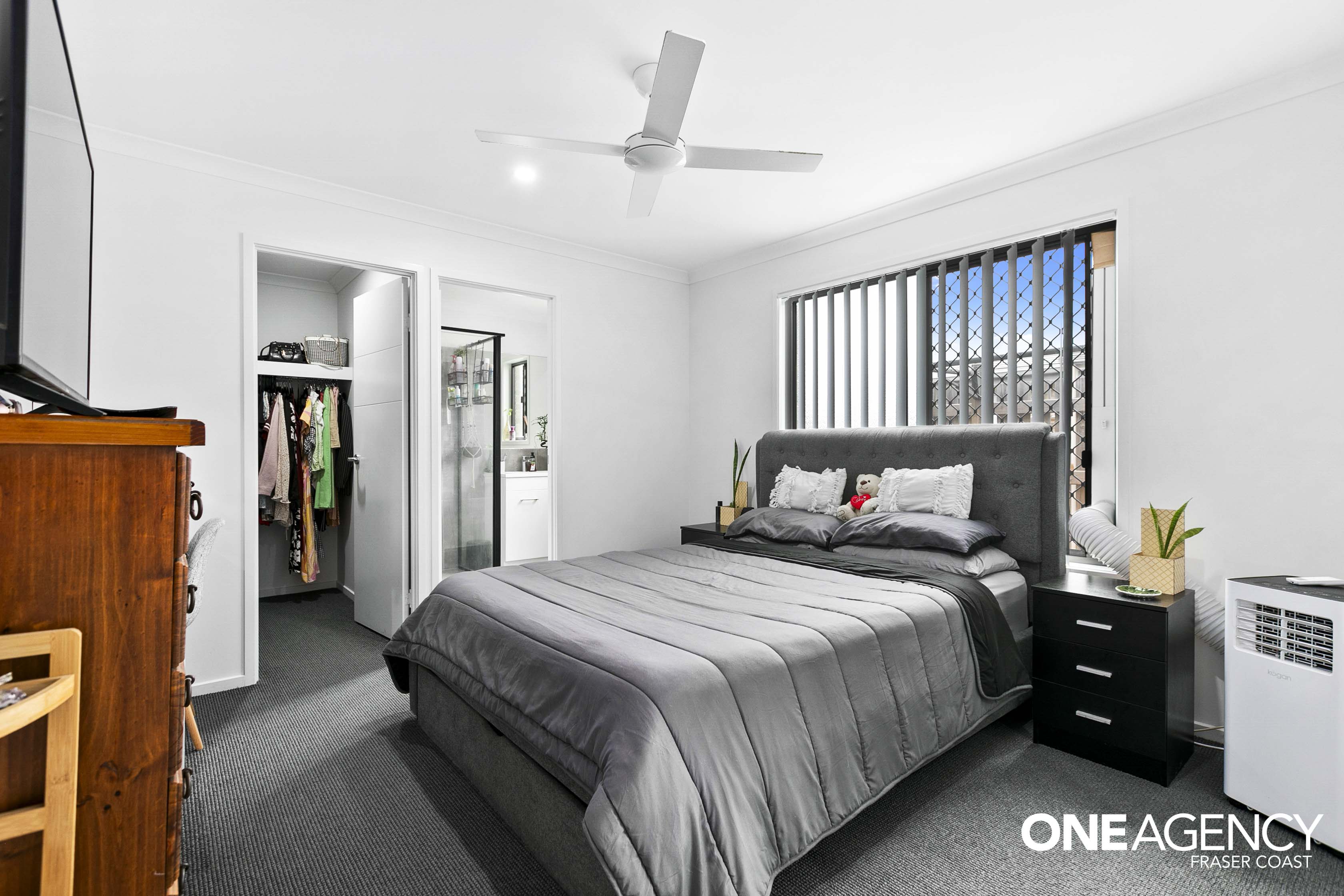 32 Saltair Drive, Eli Waters