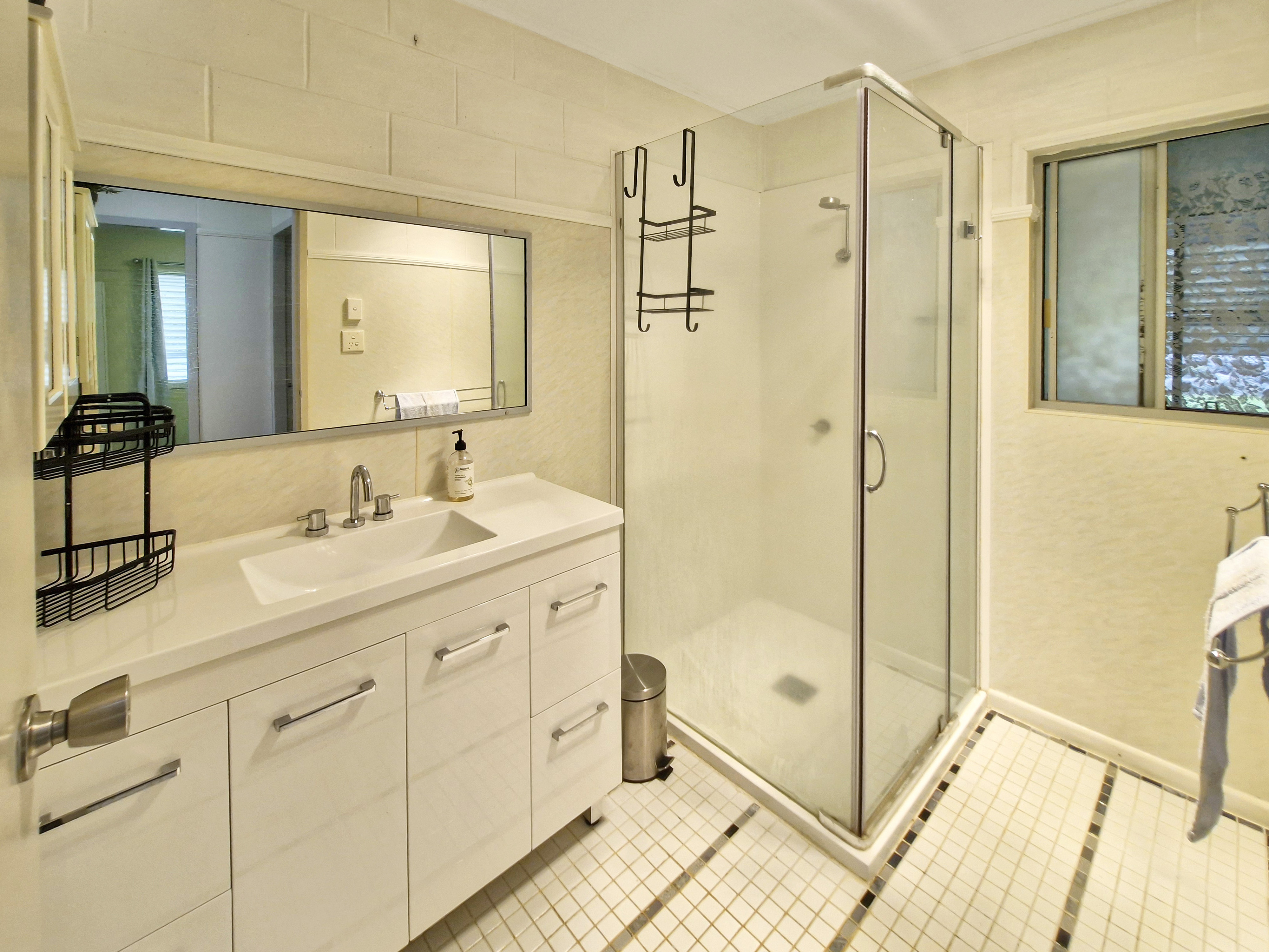 27 Cumbrian Avenue, Atherton