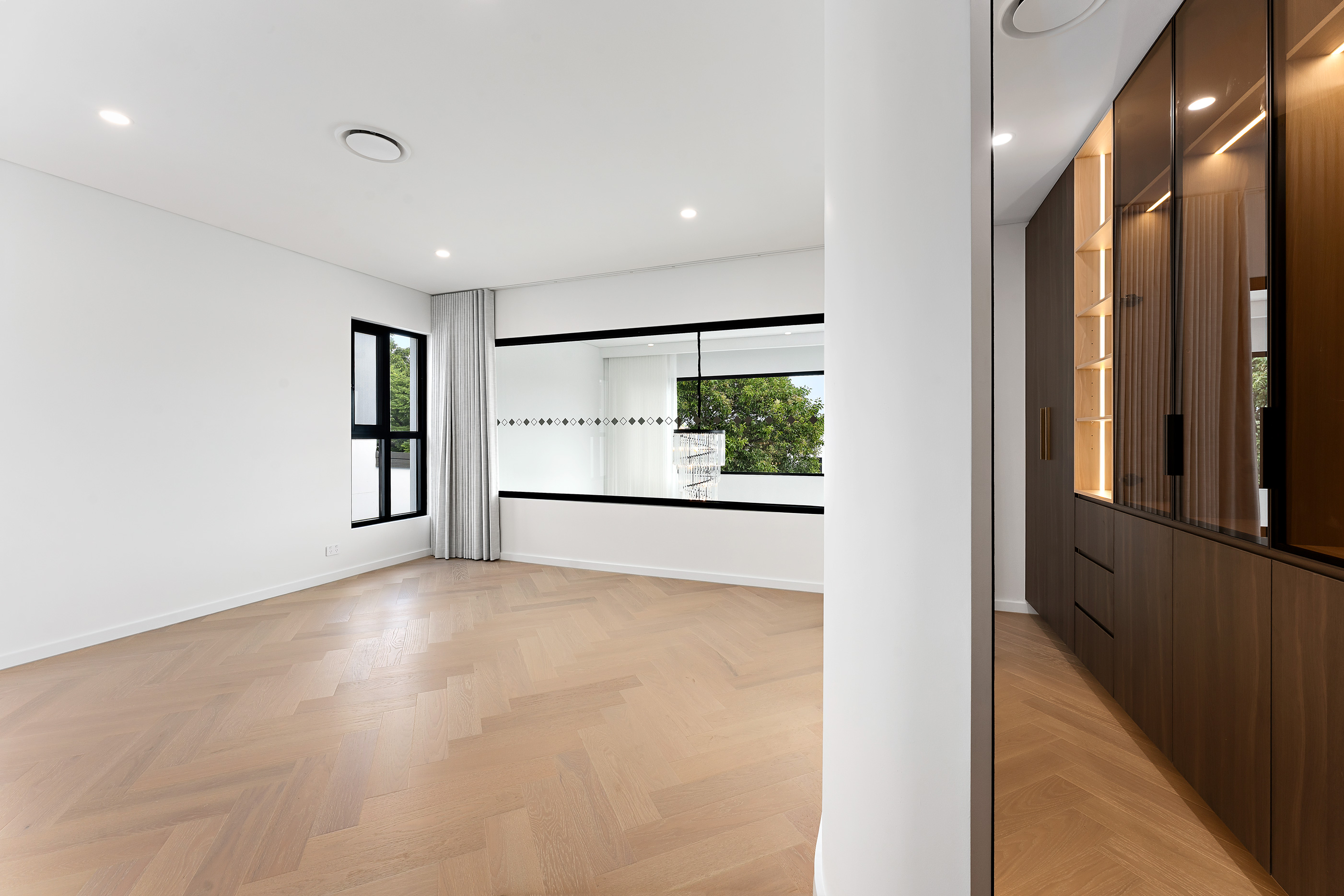 56 Trevitt Road - Lightbox View 6