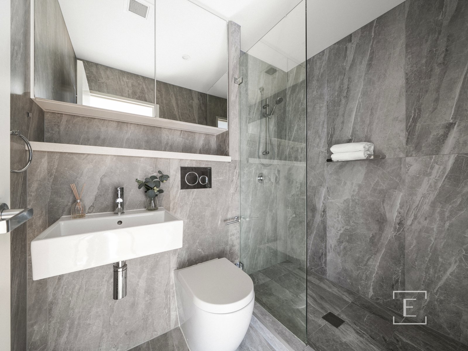 16 / 25 Smallwood Avenue, Homebush