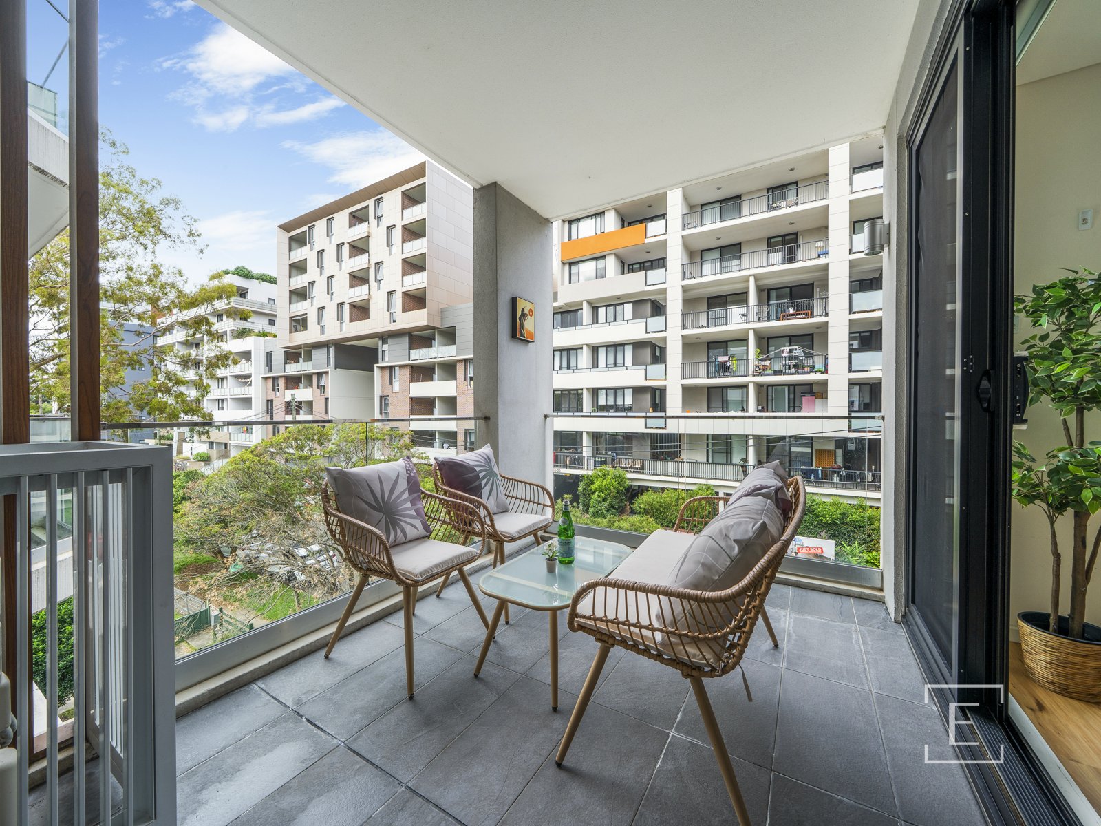 16 / 25 Smallwood Avenue, Homebush