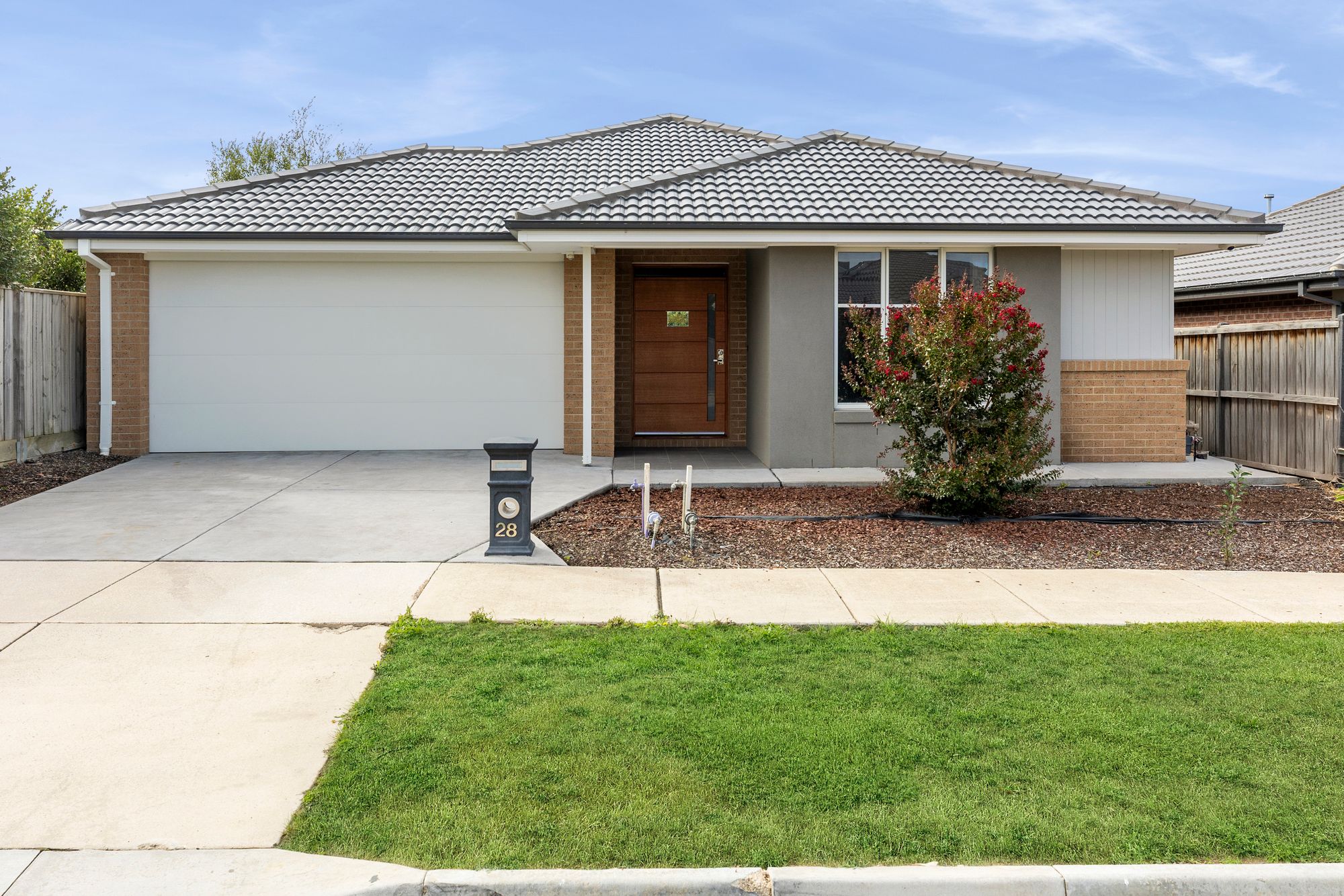 Listing image for 28 Latitude Street, MOUNT DUNEED  VIC  3217
