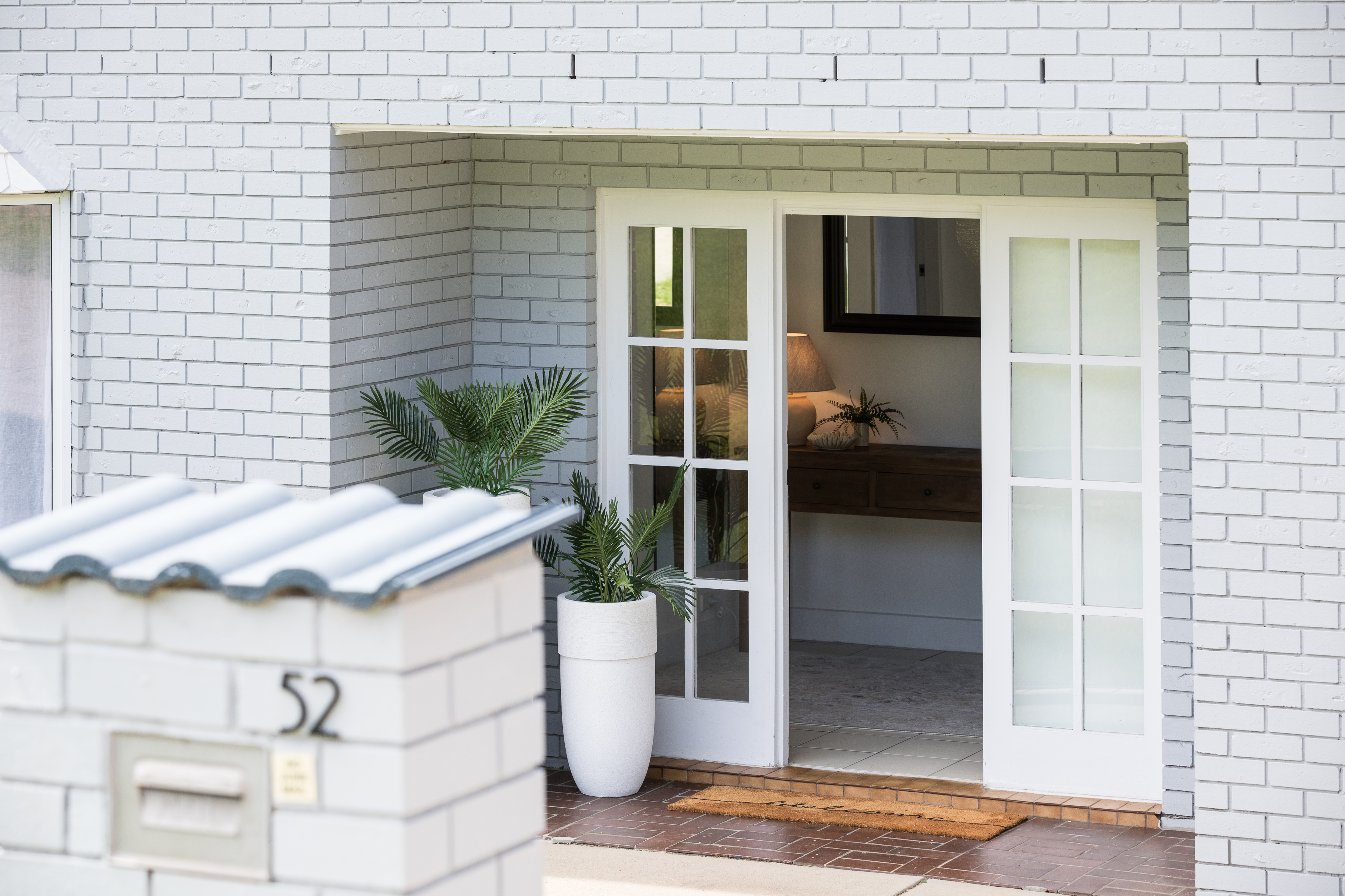 52 Sunset Boulevard, Kianga