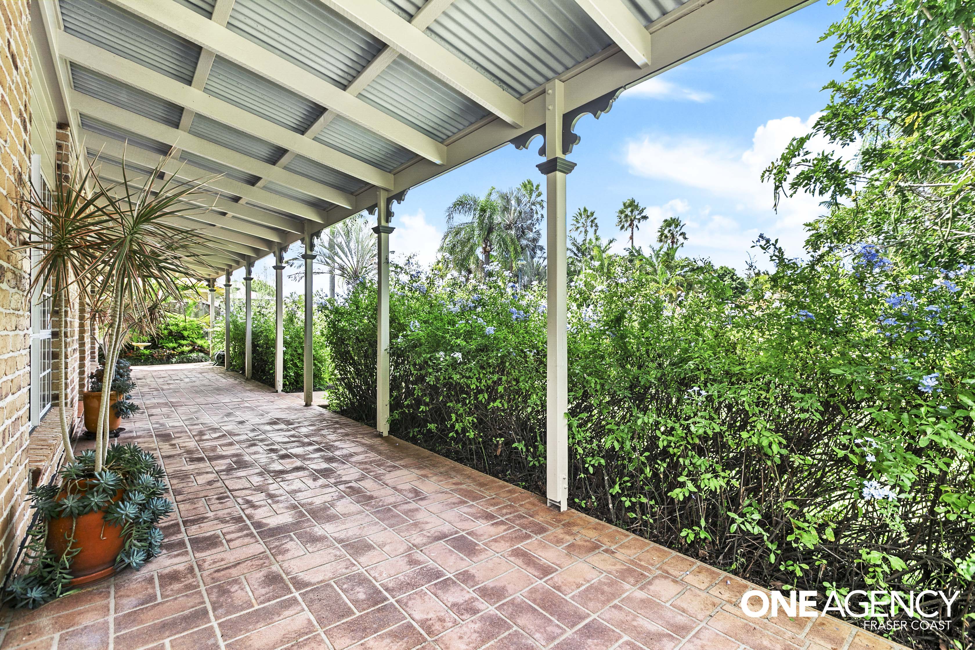 6 Pandanus Drive, Dundowran Beach