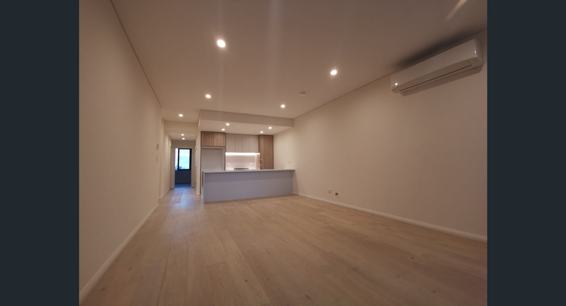 308 / 35 Flora Street - Main View 3