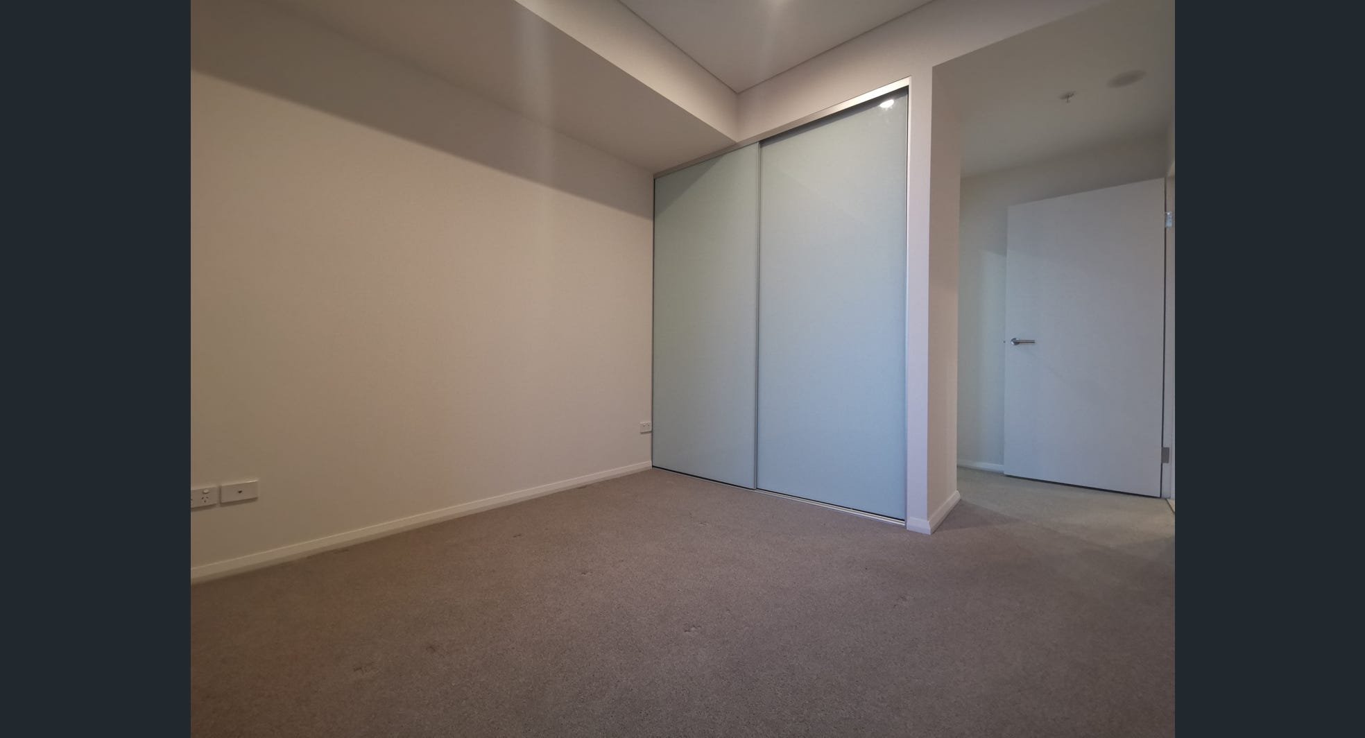 308 / 35 Flora Street - Main View 8