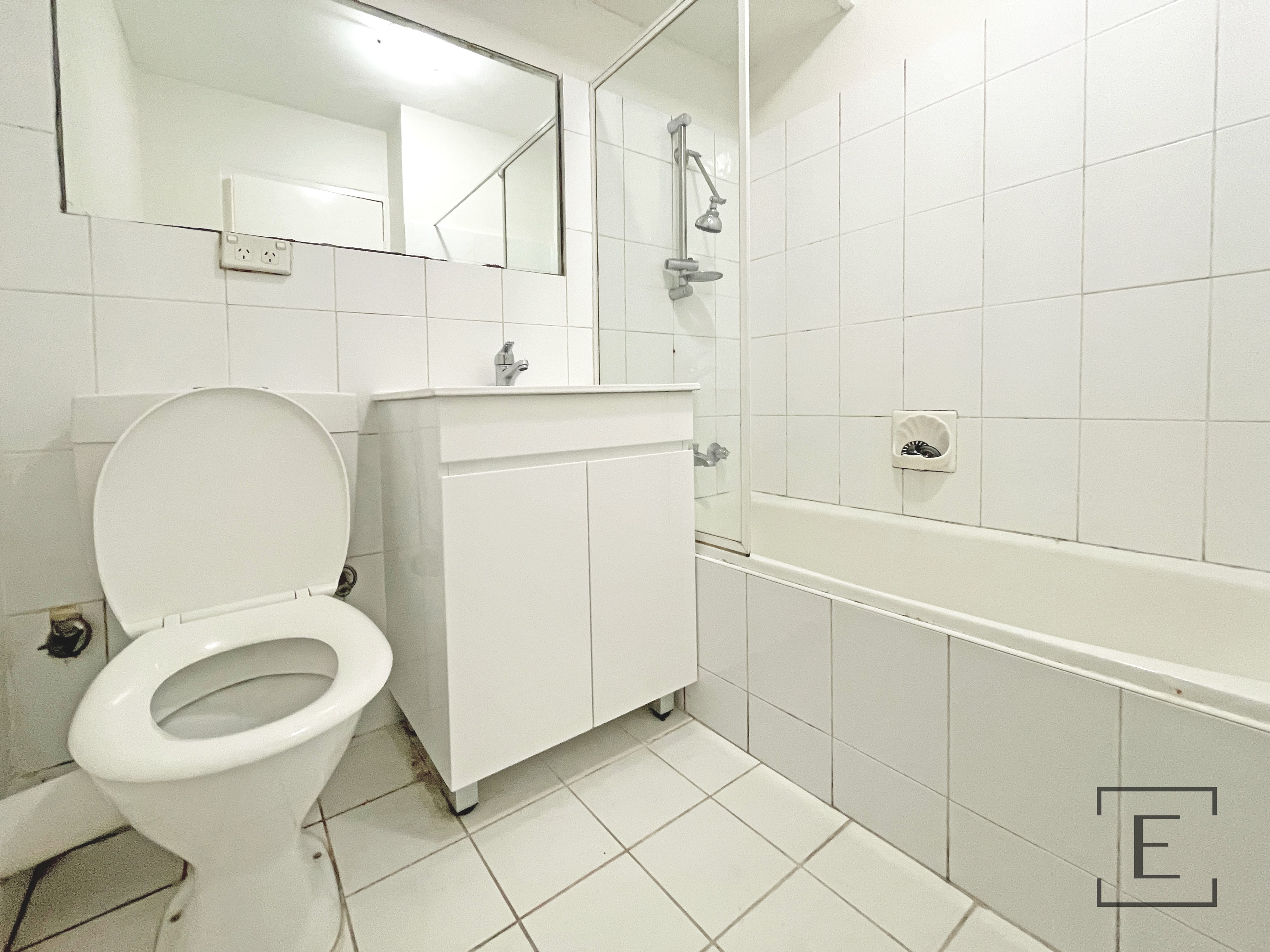 18 / 90 Wentworth Road, Strathfield