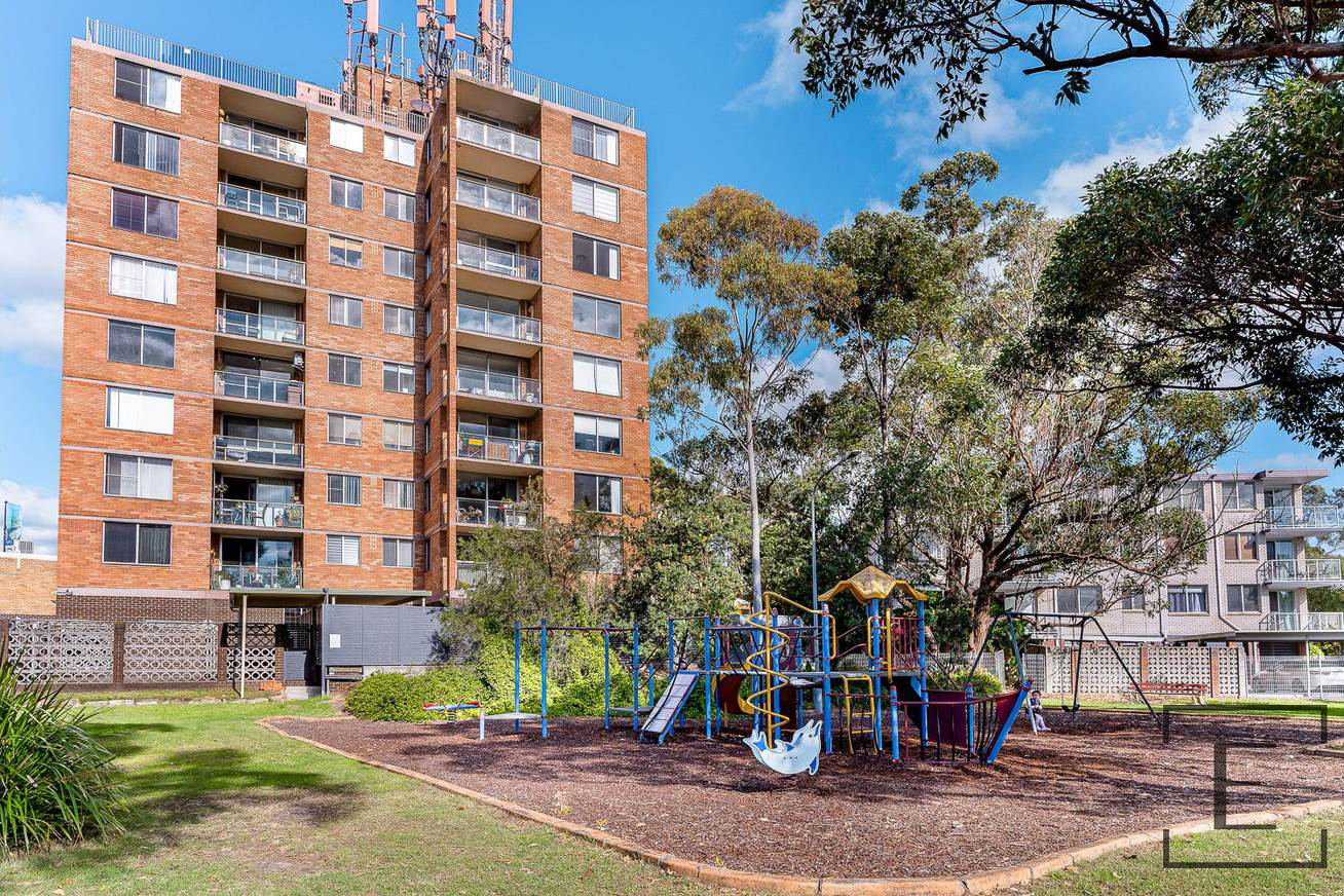 13 / 2 Bortfield Drive, Chiswick