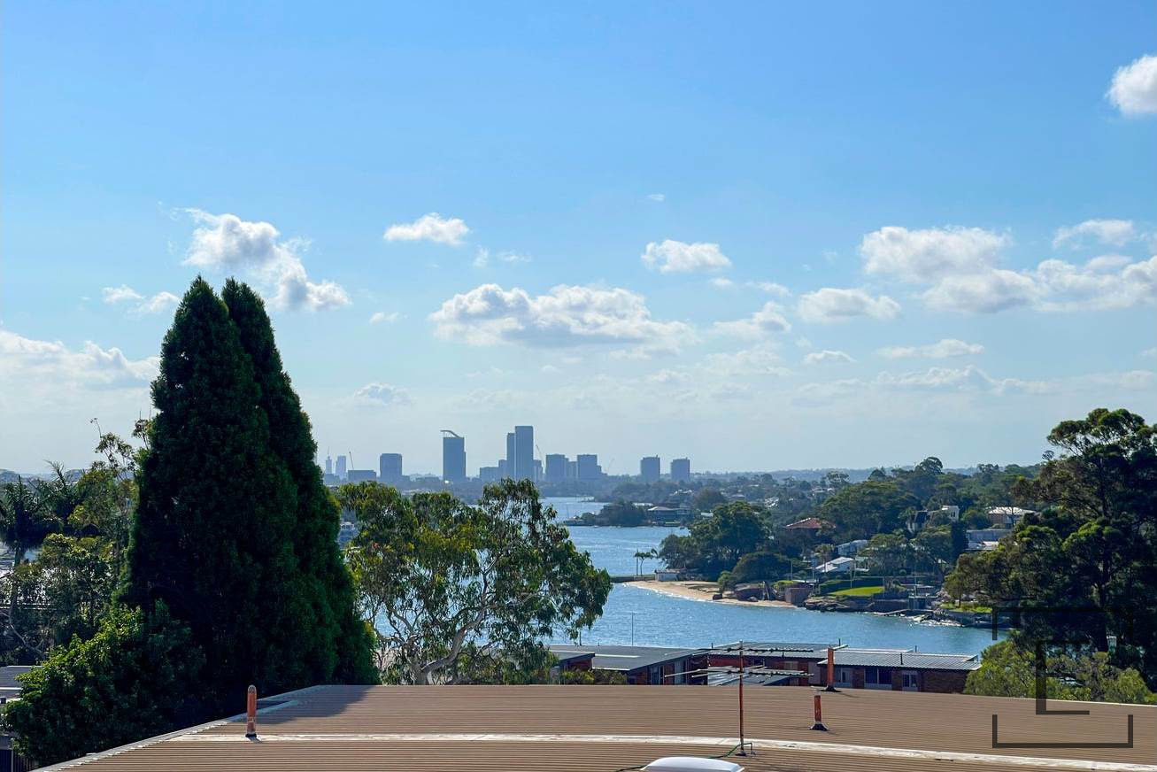 13 / 2 Bortfield Drive, Chiswick