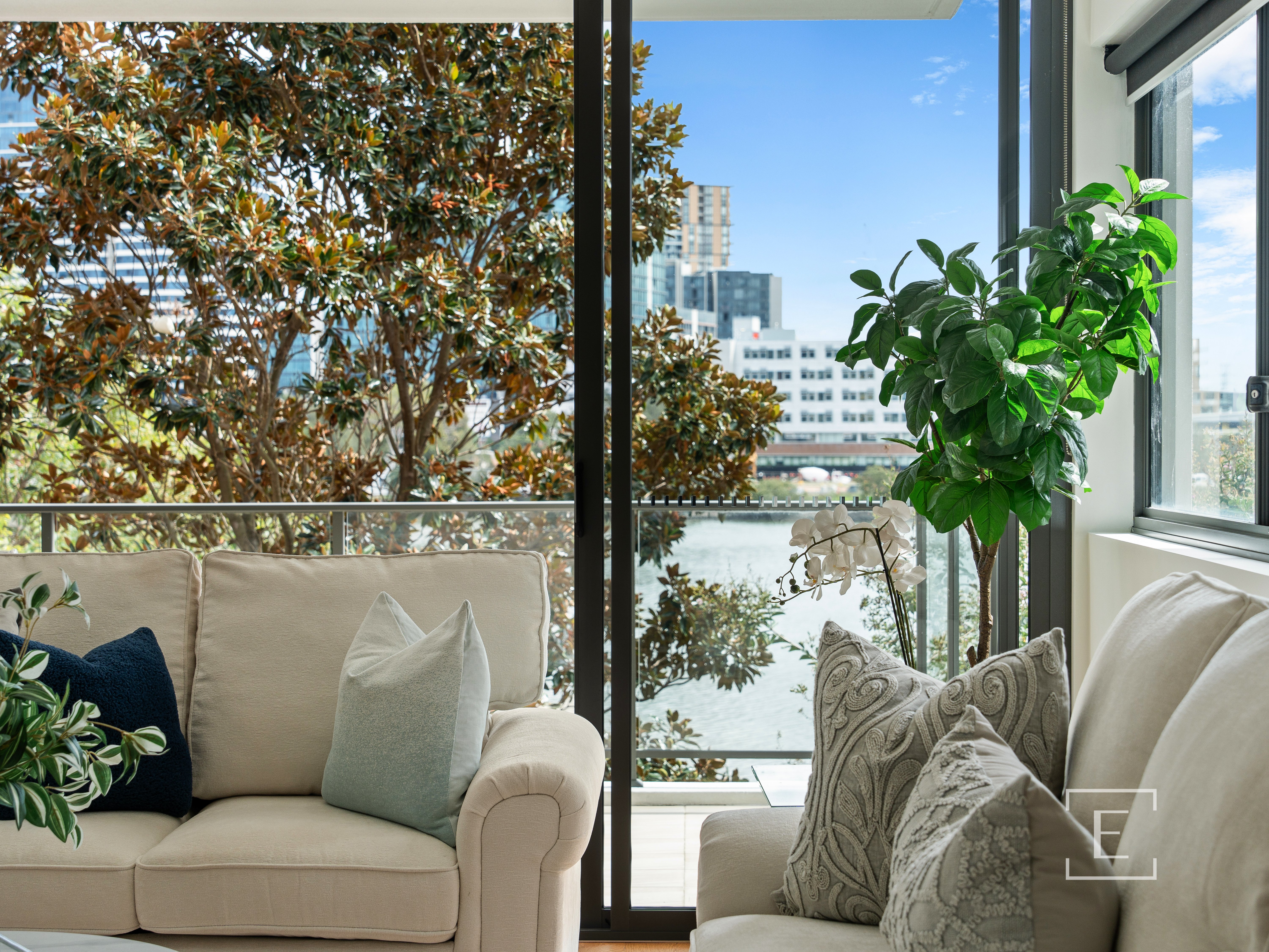 306 / 5 Nina Gray Avenue, Rhodes