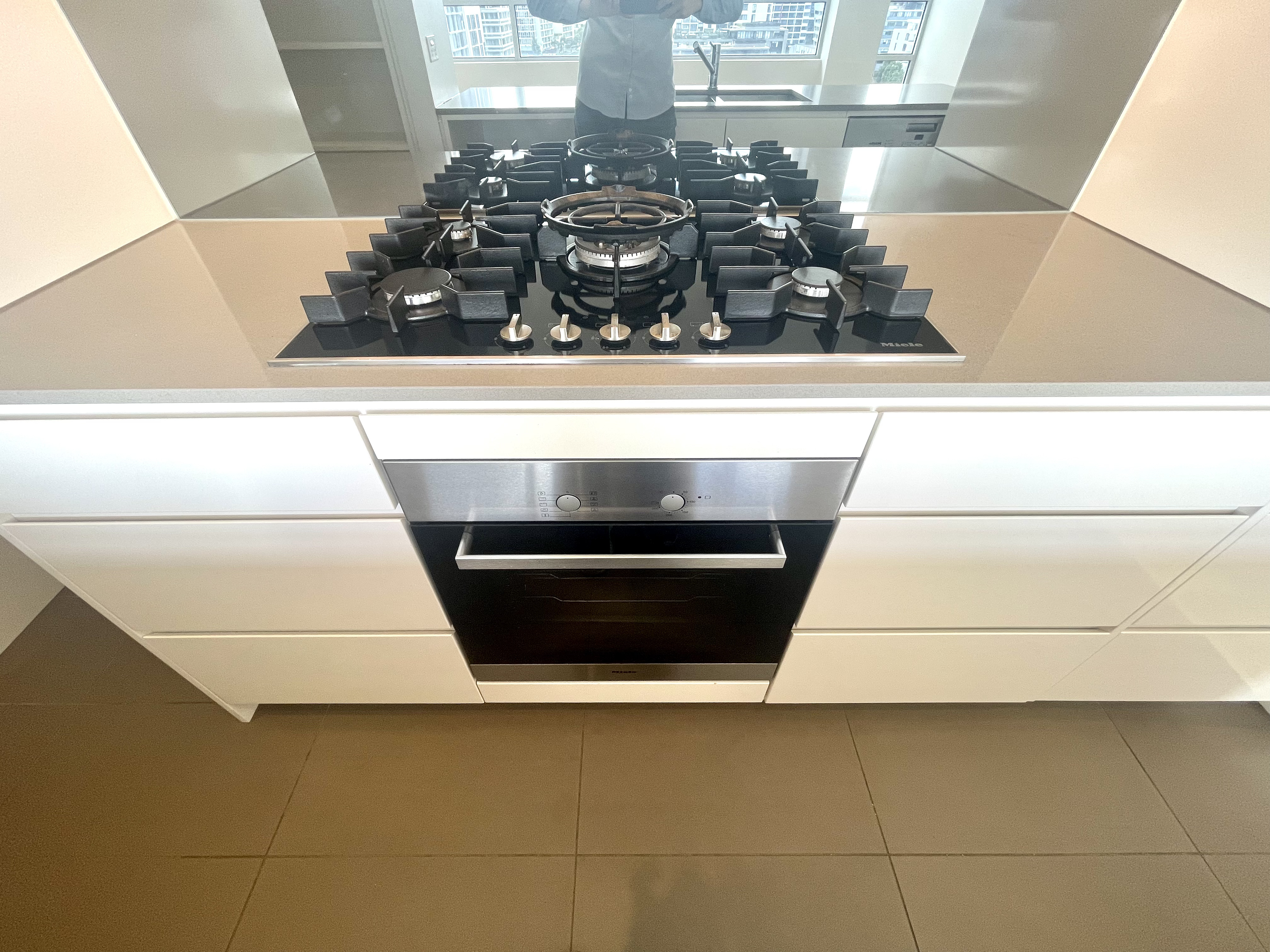 1008 / 15 Gadigal Avenue - Lightbox View 5
