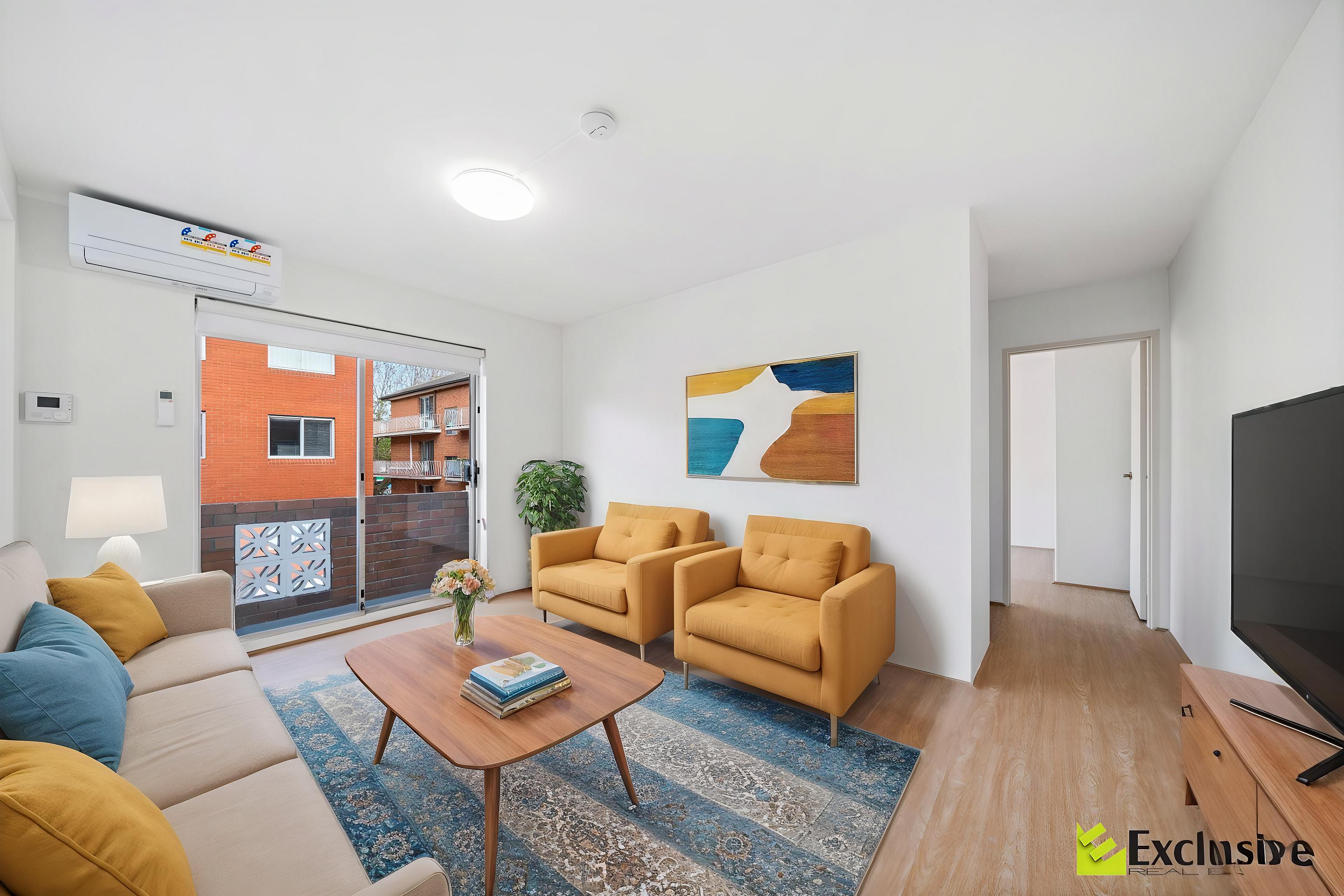 7 / 2 MacIntosh Street, Mascot