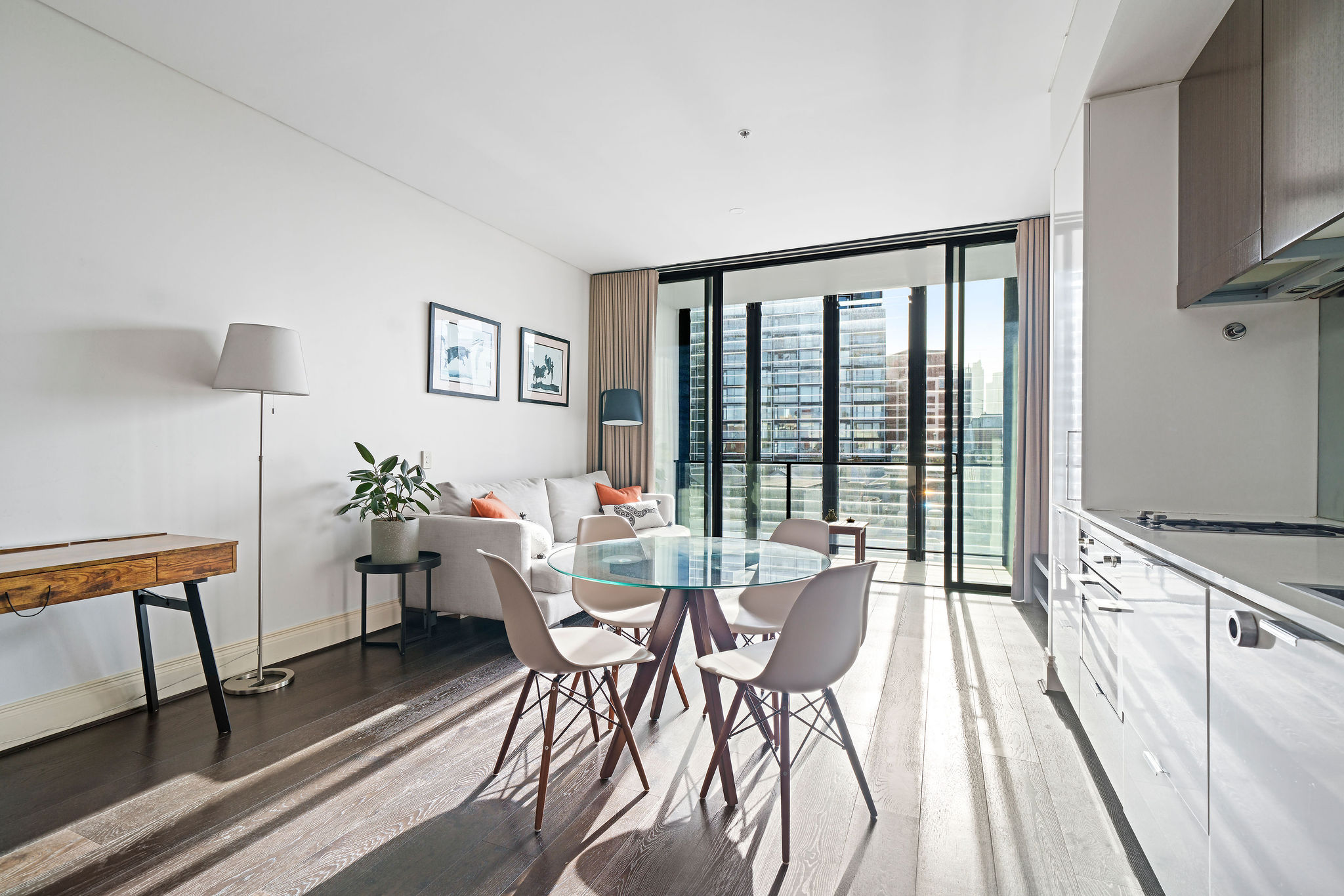 18 Bayswater Road