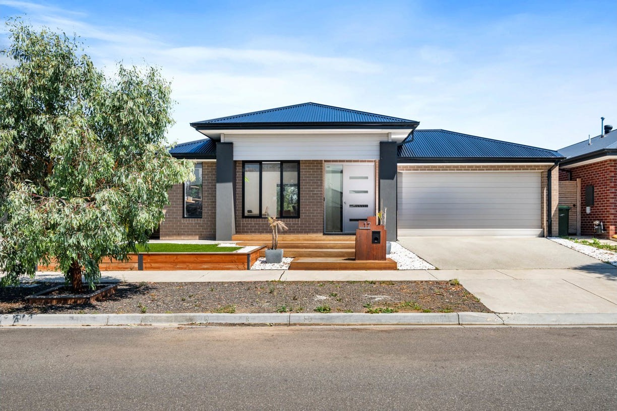 Listing image for 17 Canary Drive, ARMSTRONG CREEK  VIC  3217