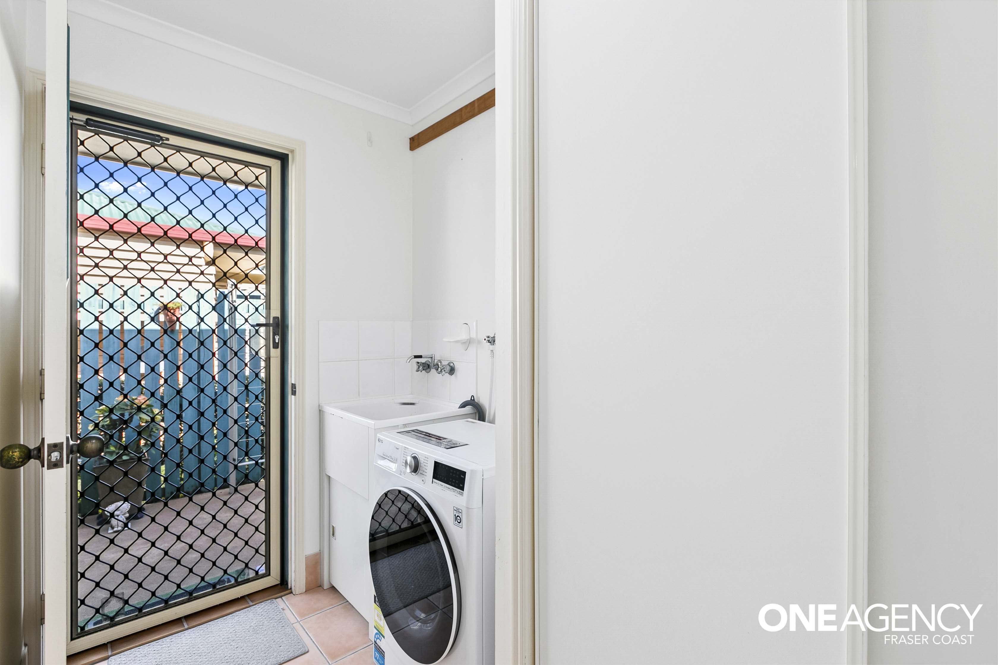 11 Aqualine Drive, Point Vernon