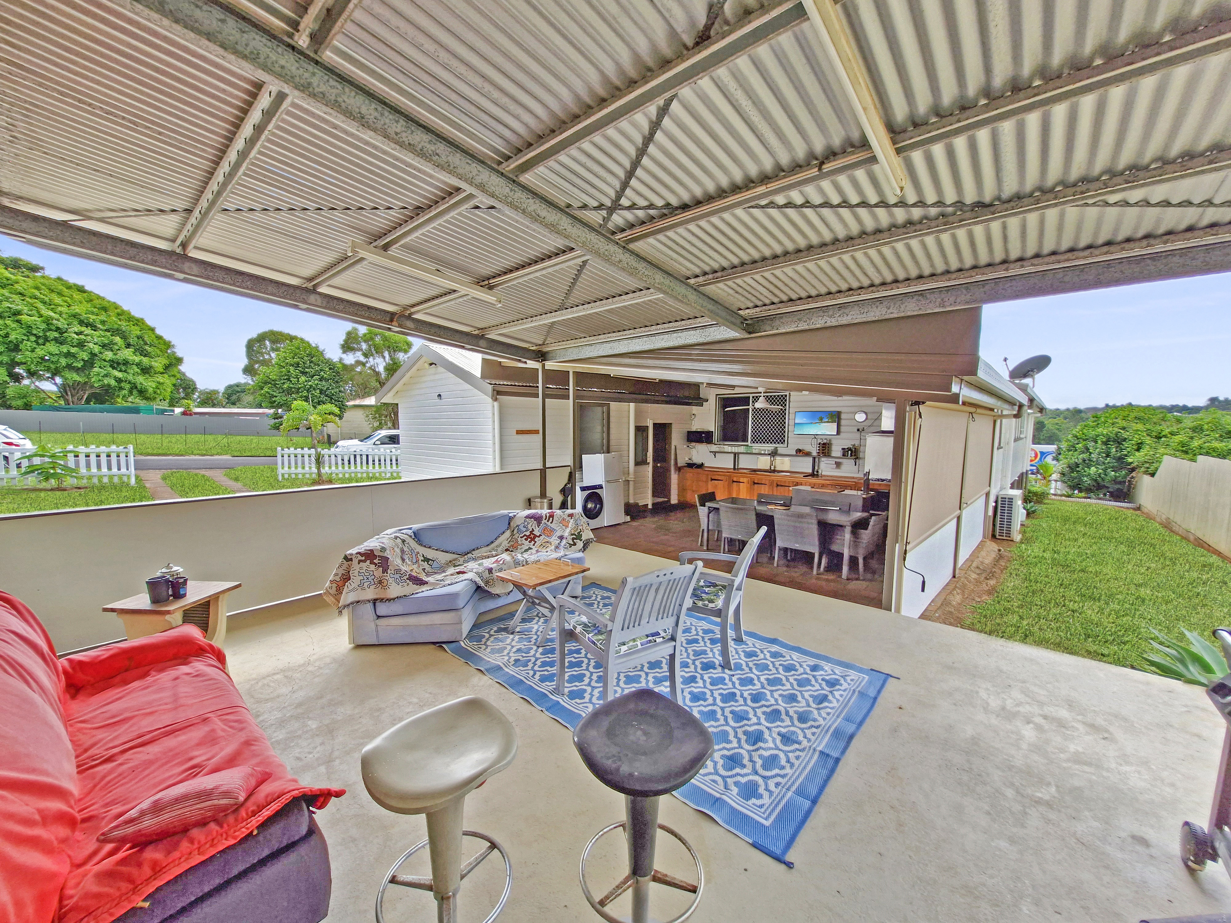 21 High Street, Atherton