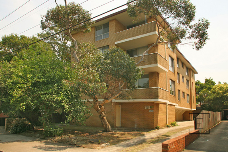 6 / 19 Lyons Street, Strathfield