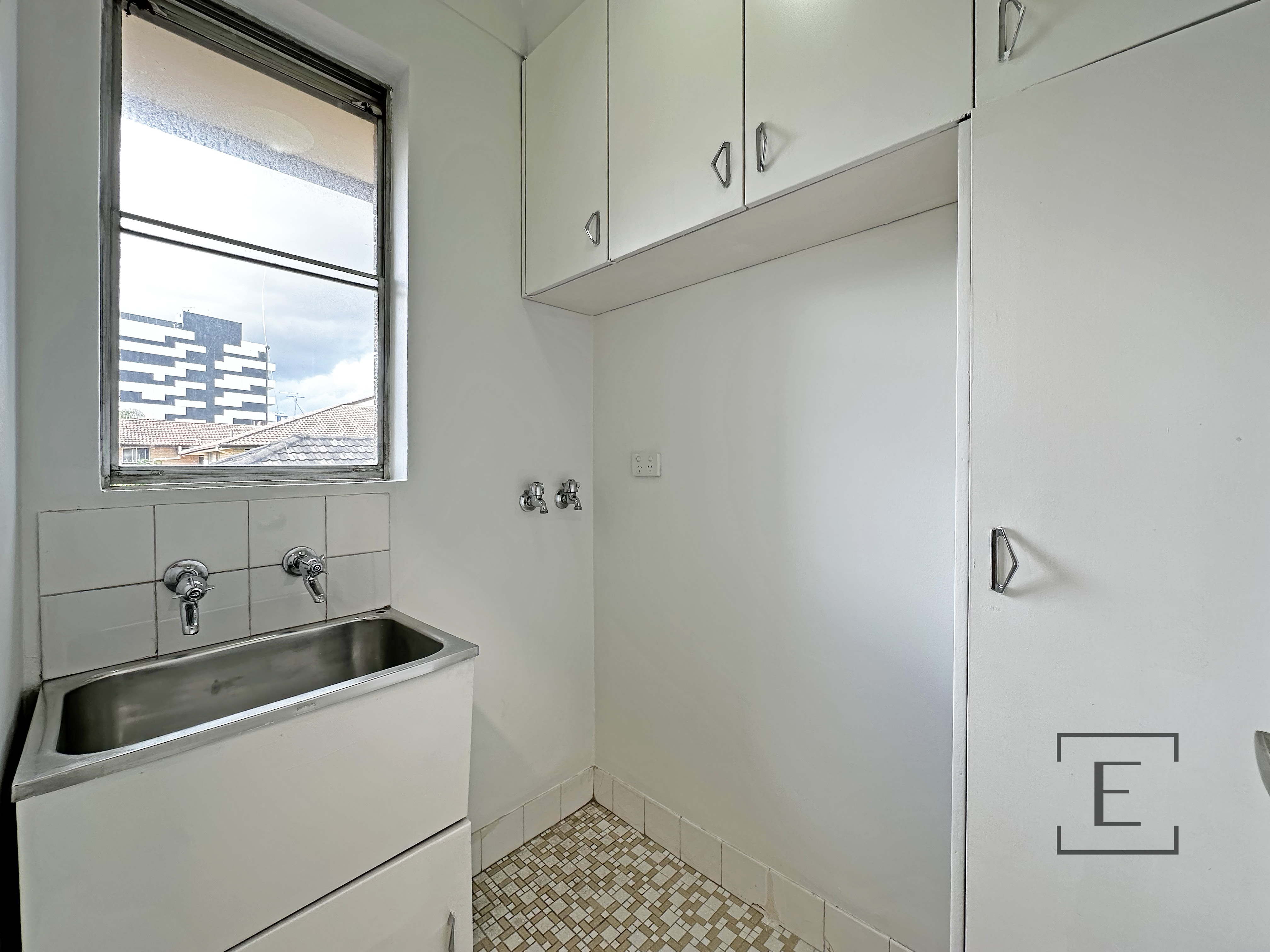 6 / 19 Lyons Street, Strathfield