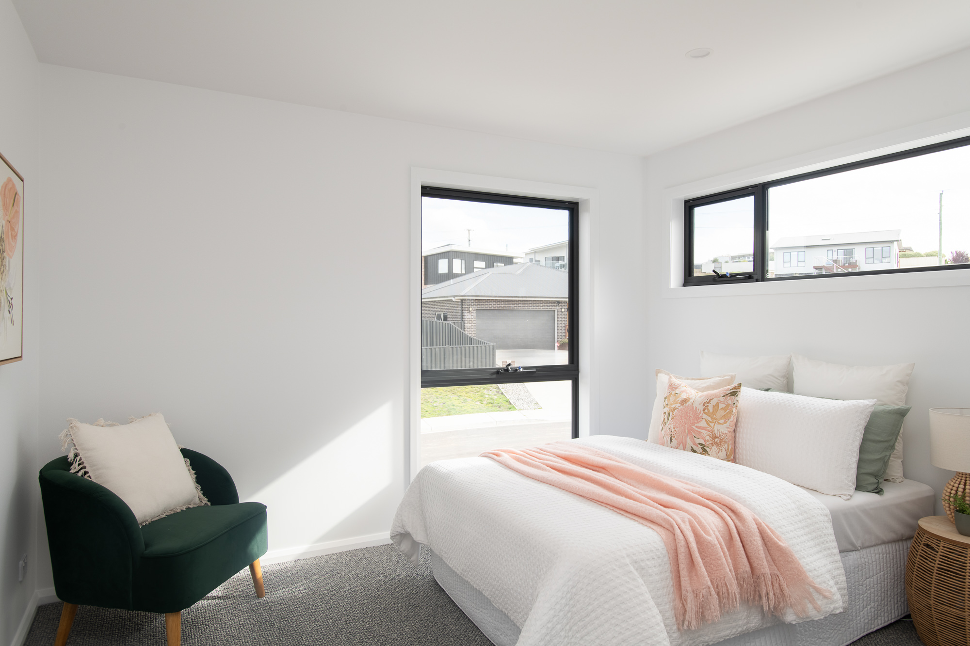 2 Leeman Court, Riverside