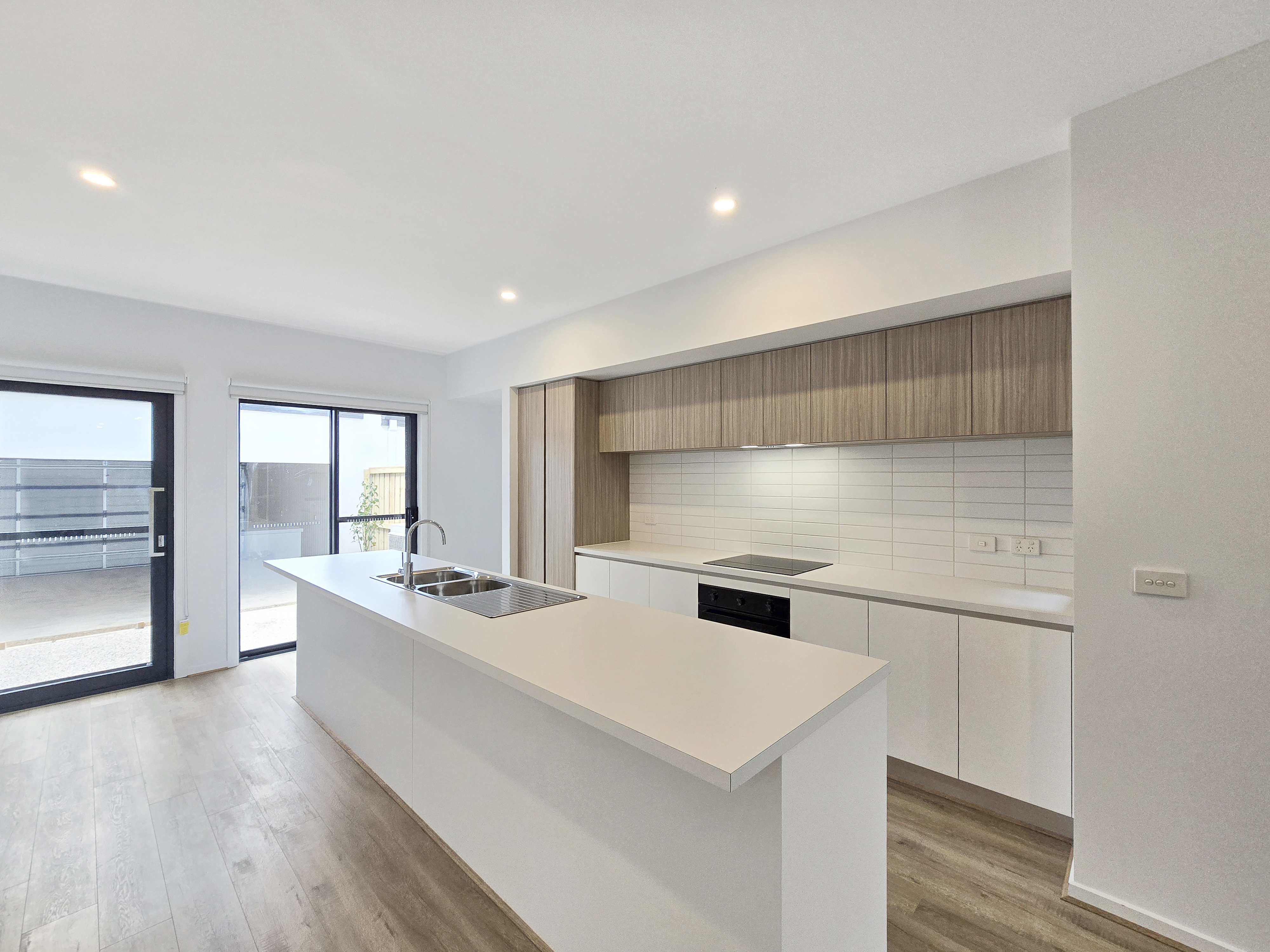 Listing image for 18 Wayfarer Walk, MOUNT DUNEED  VIC  3217