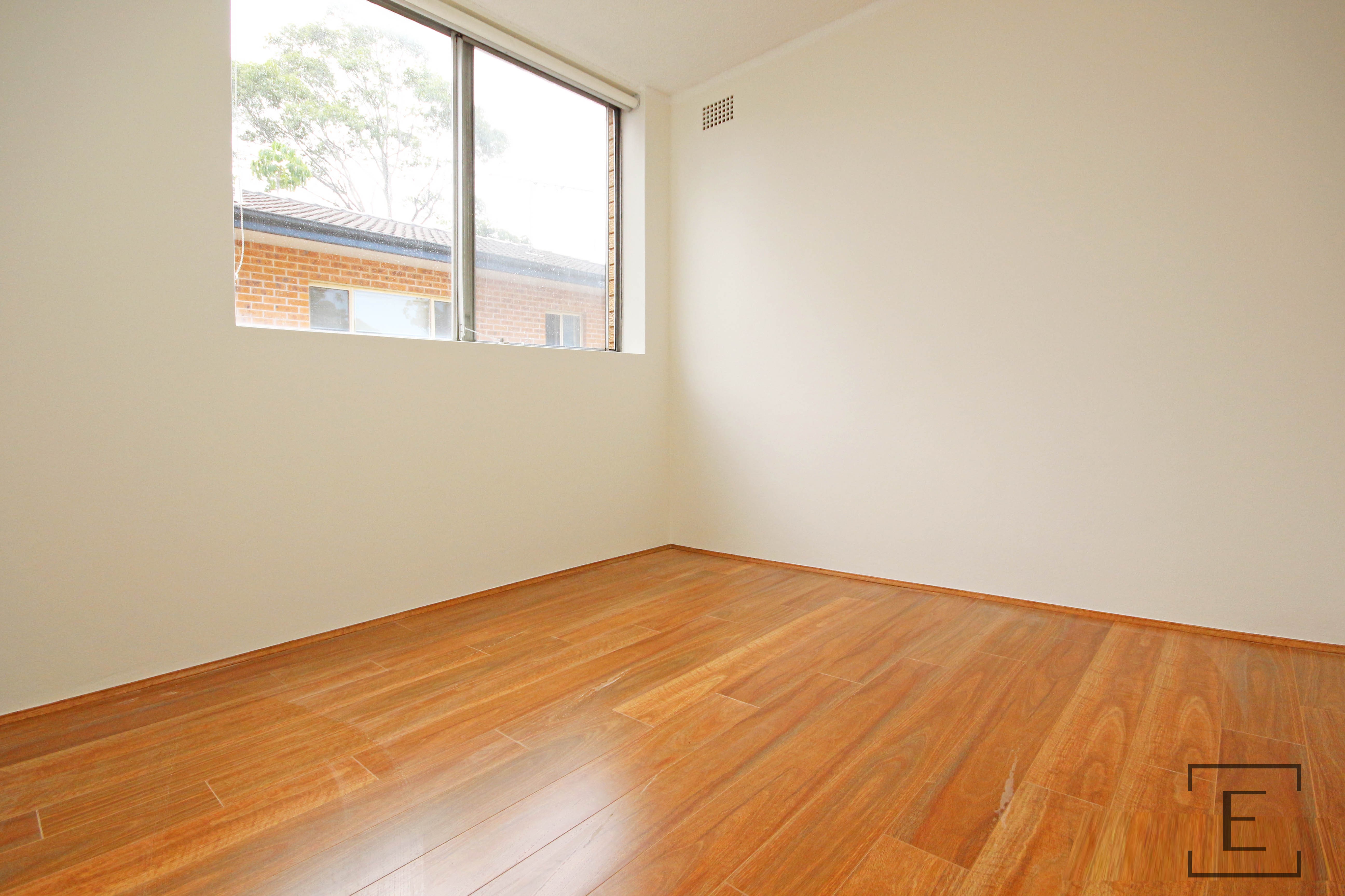 4 / 3 Morrison Road, Gladesville