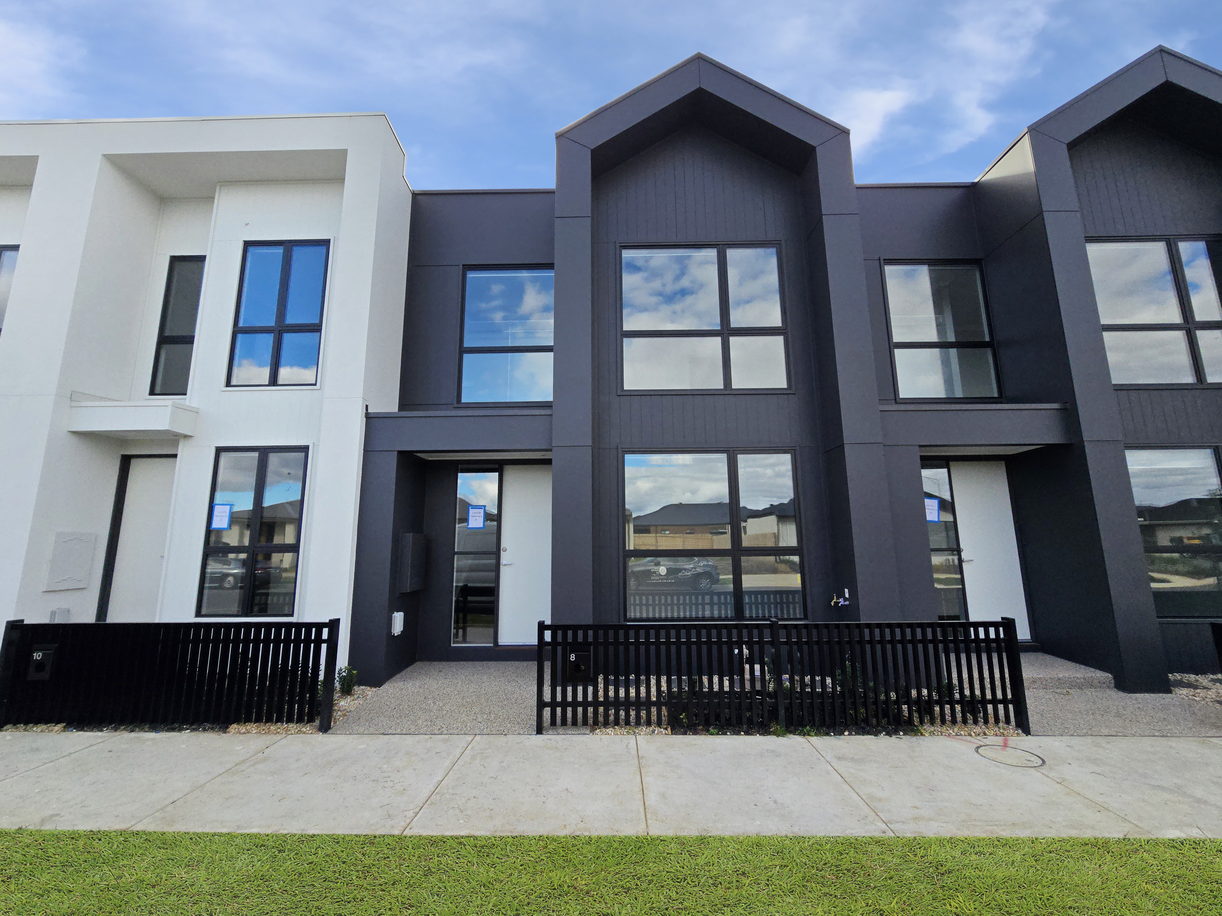 Listing image for 8 Melaleuca Street, ARMSTRONG CREEK  VIC  3217