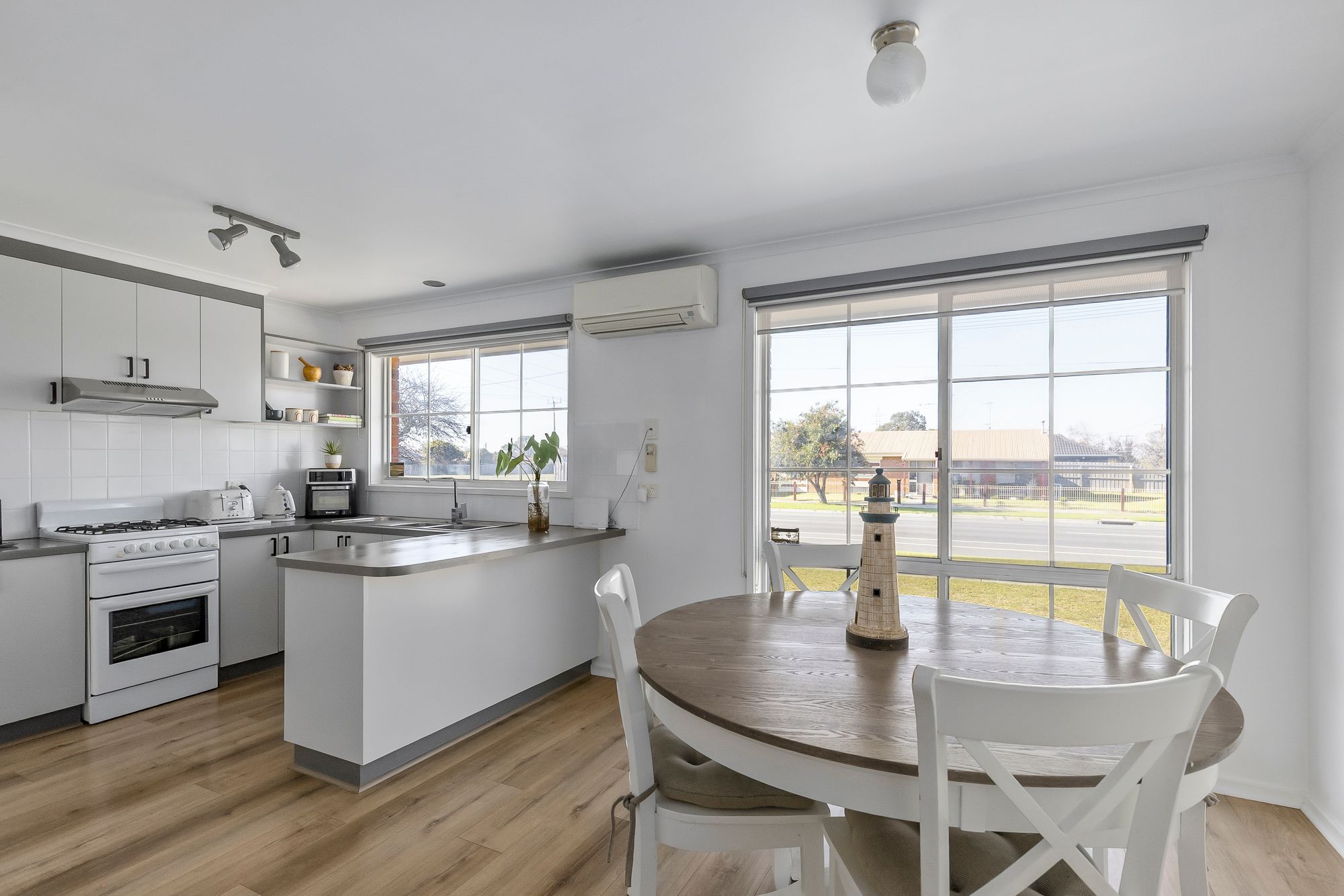 Listing image for 4/42-44 Burdoo Drive, GROVEDALE  VIC  3216