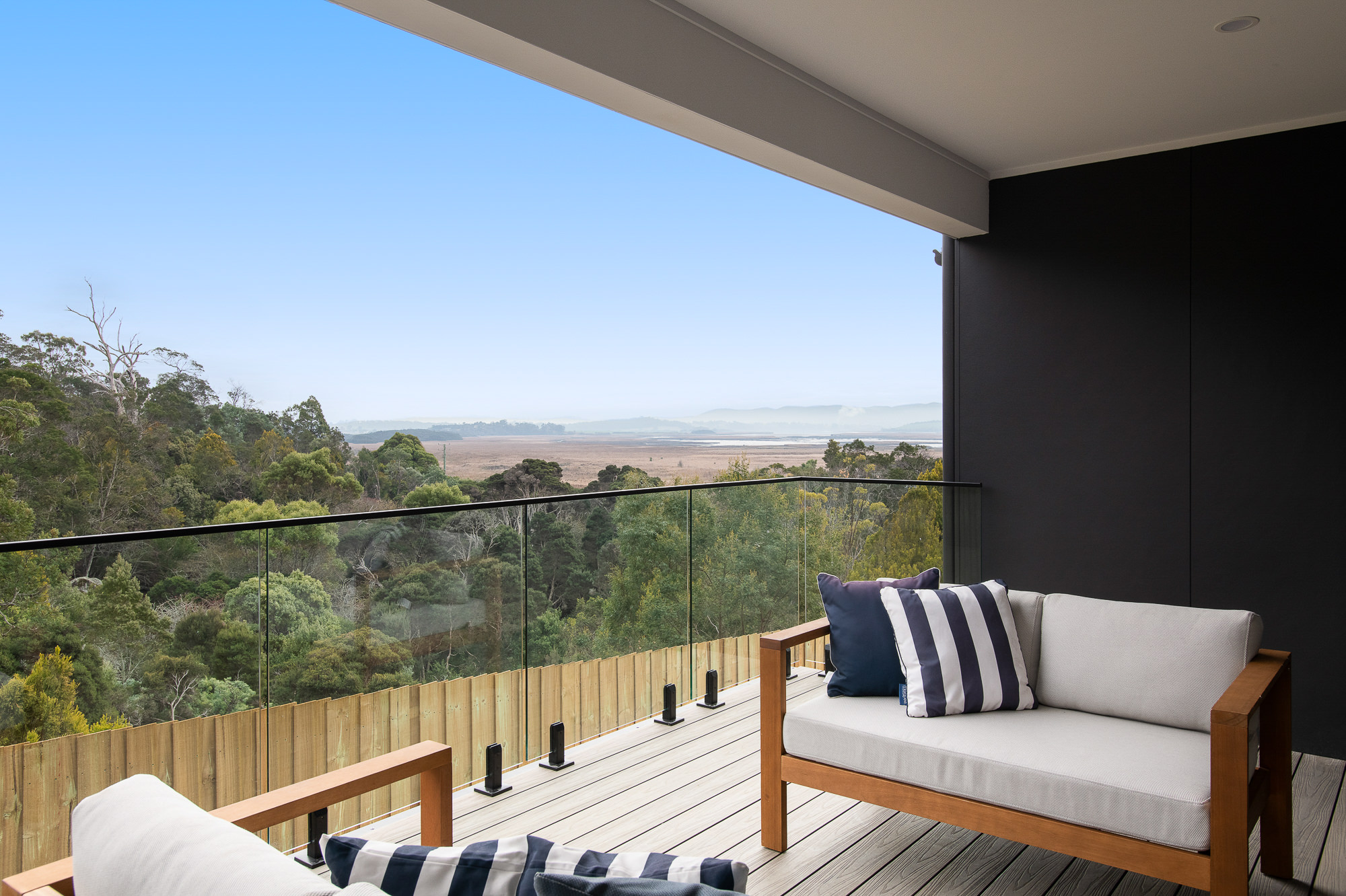 23 Tamar Island Court, Riverside