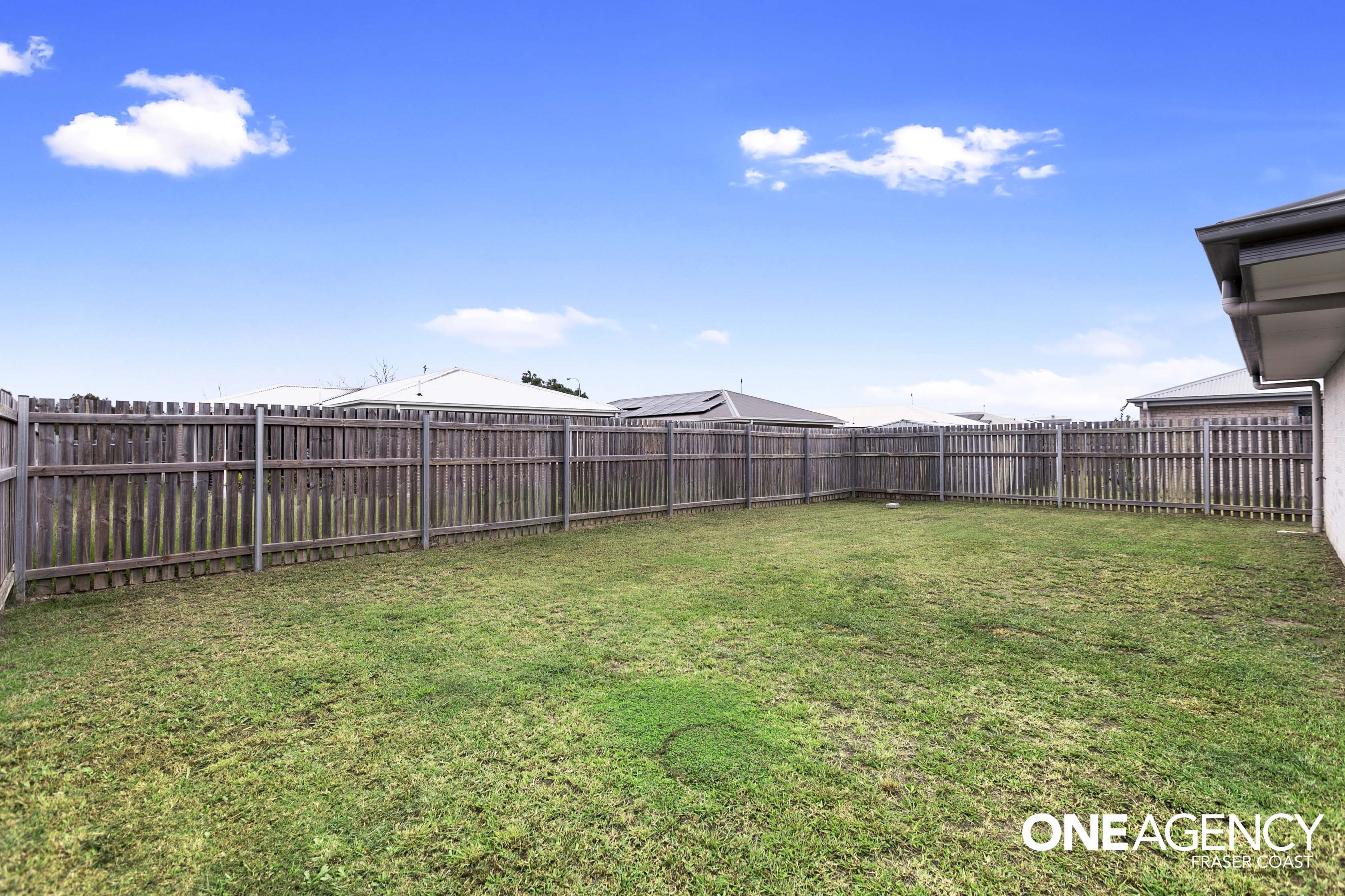 32 Saltair Drive, Eli Waters