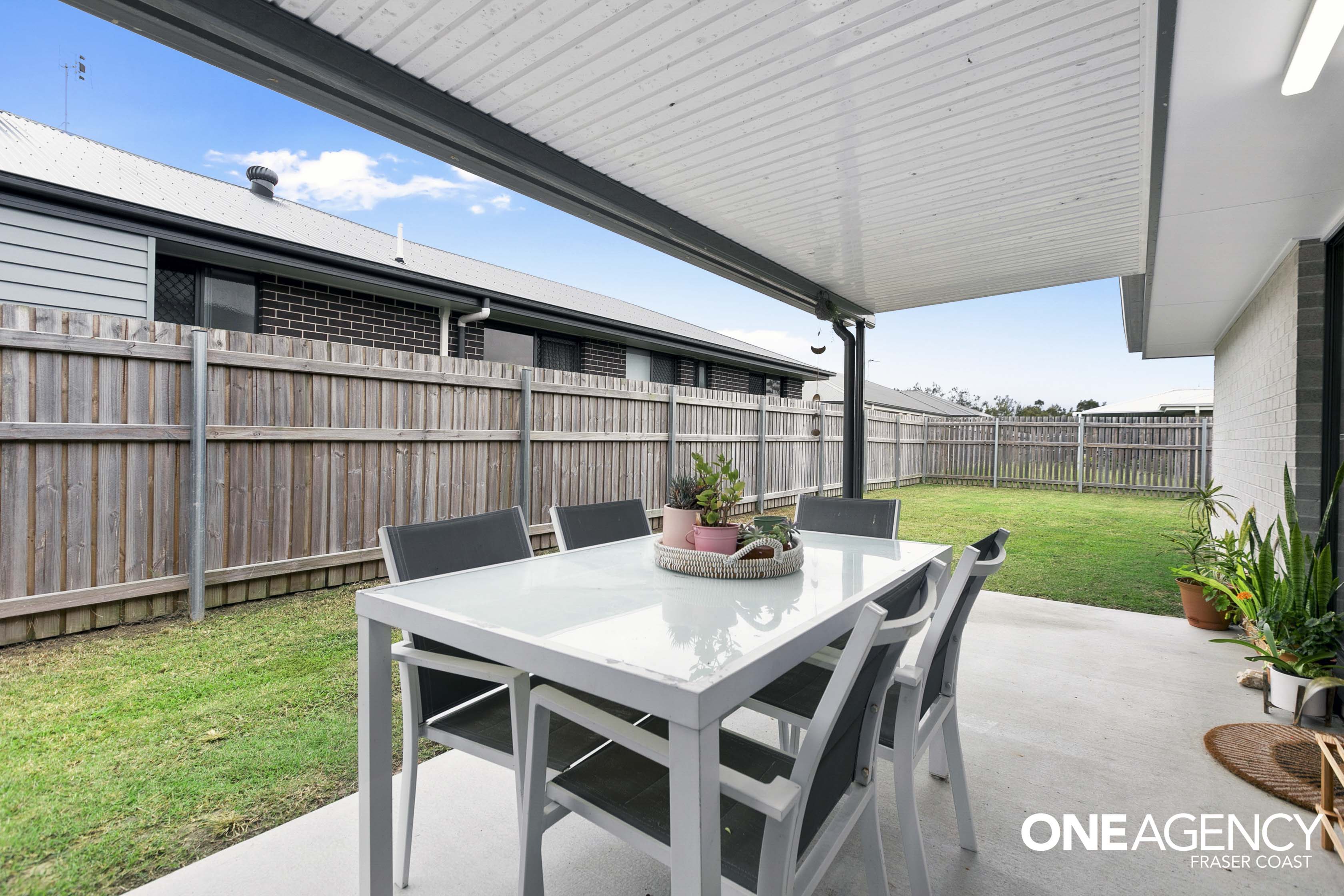 32 Saltair Drive, Eli Waters