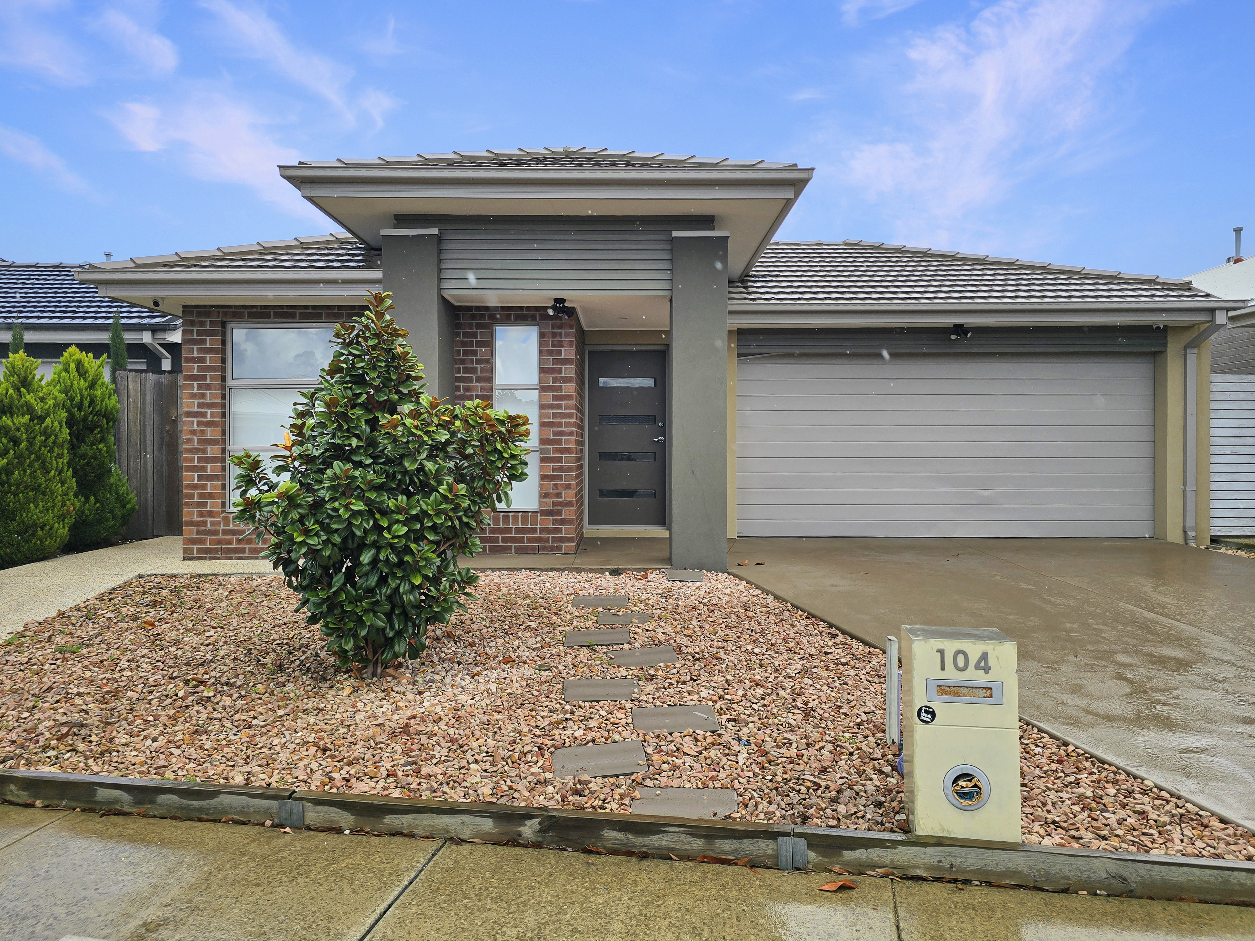 Listing image for 104 Flourish Drive, MOUNT DUNEED  VIC  3217