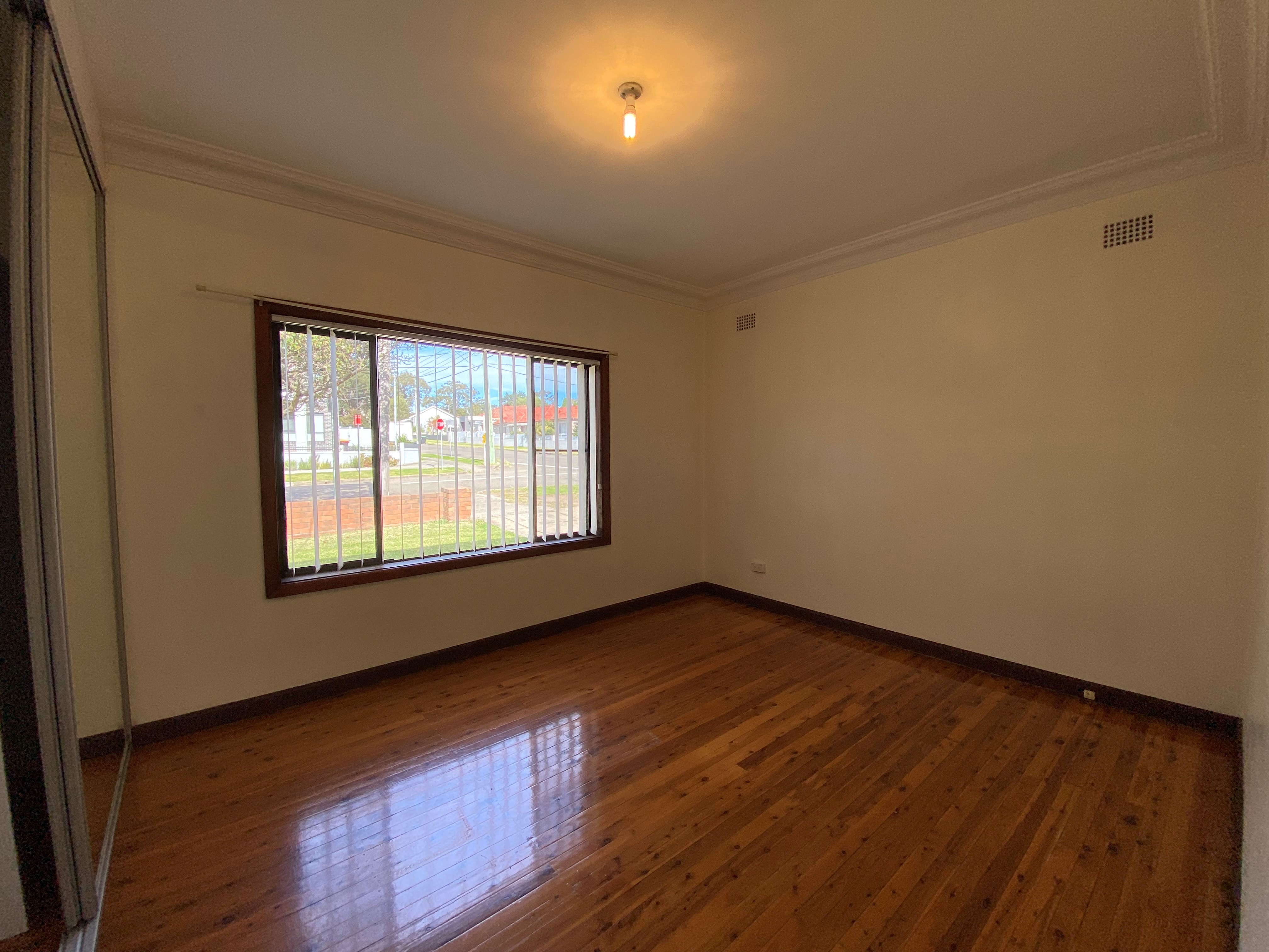 36 Pallamana Parade, Beverly Hills