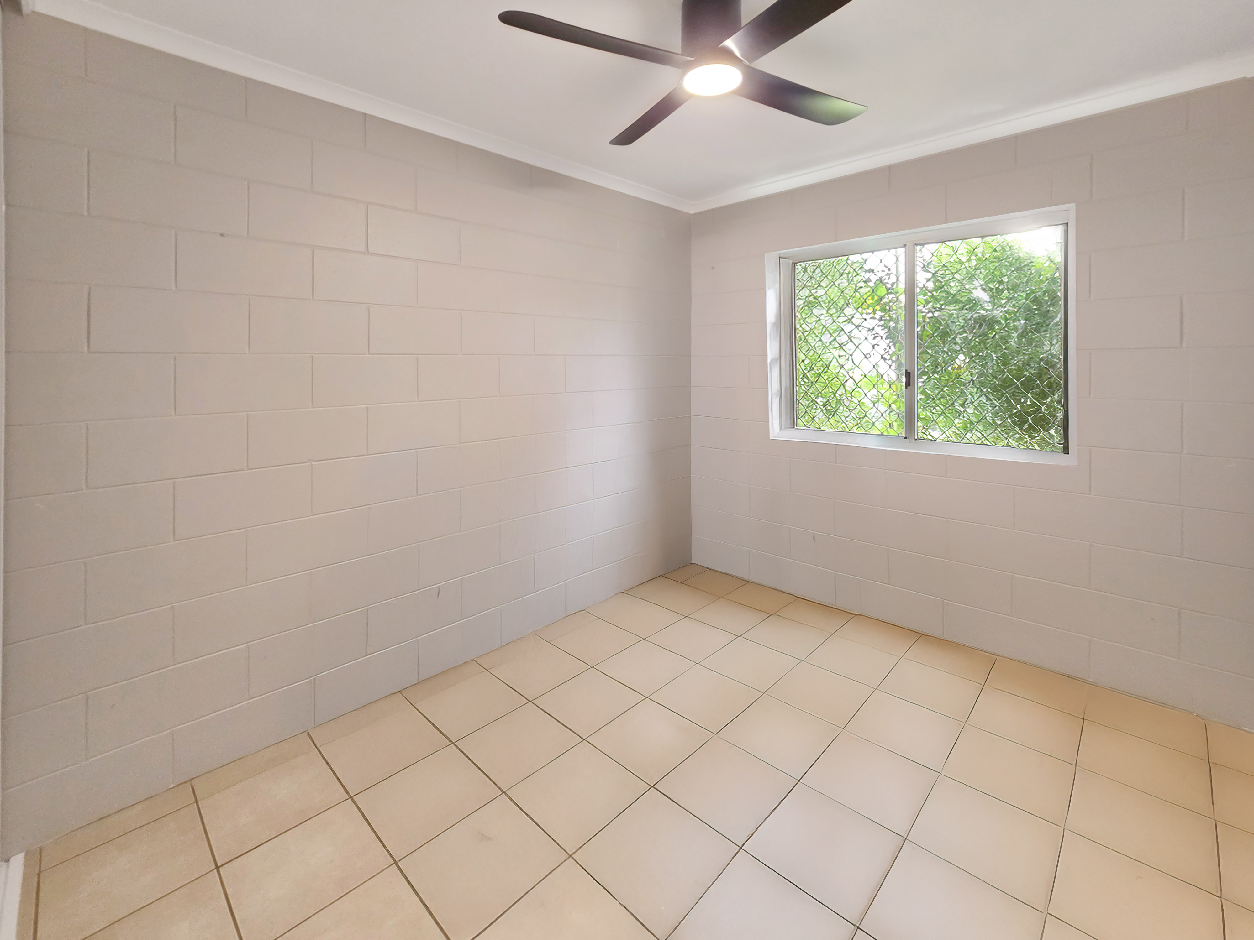 5 / 23 Tower Avenue, Atherton