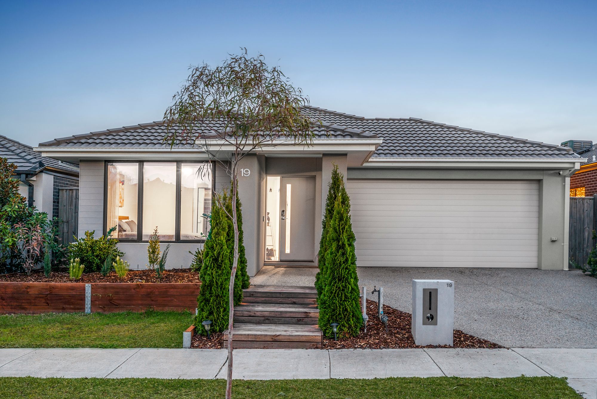 Listing image for 19 Flourish Drive, MOUNT DUNEED  VIC  3217