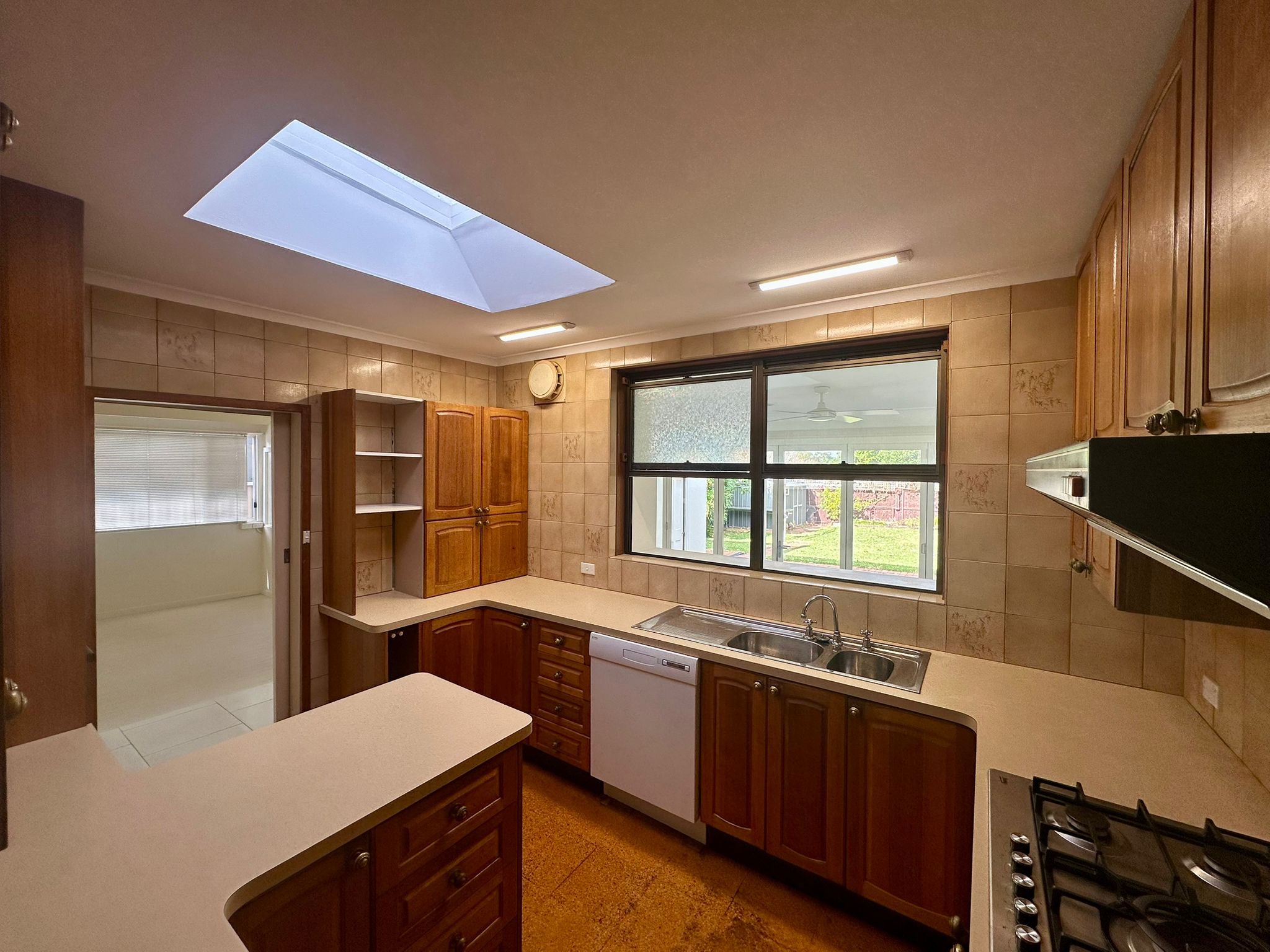 86 Shirley Road - Lightbox View 9