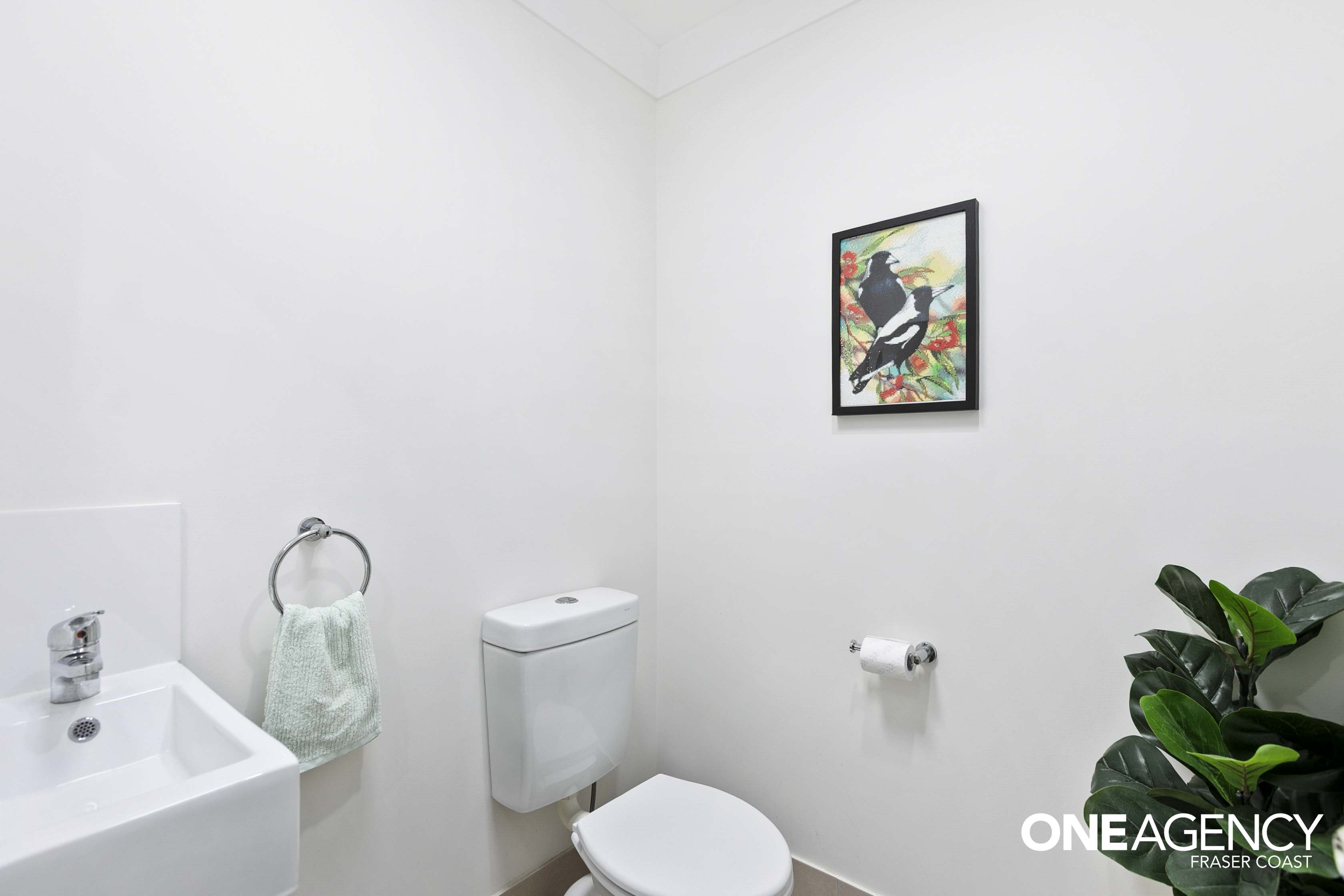 175 / 230 Pulgul Street, Urangan