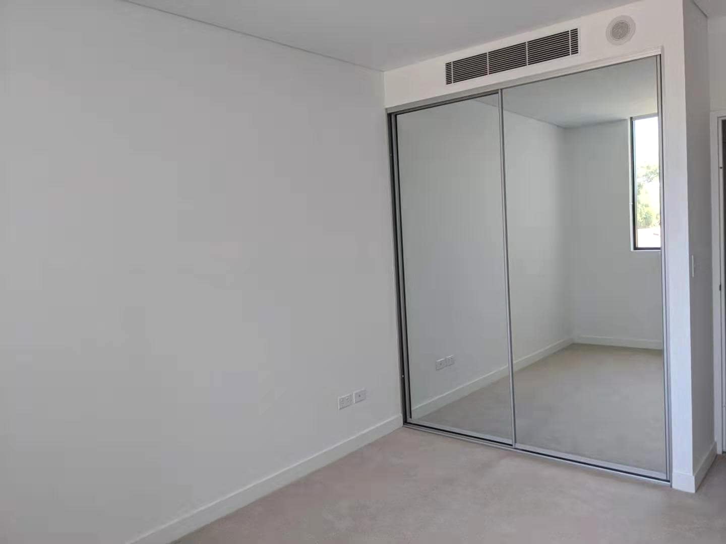 306 / 18 Cliff Road - Main View 4