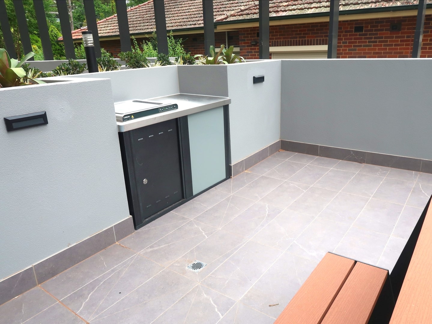 306 / 18 Cliff Road - Main View 8