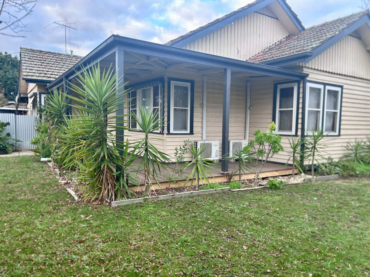 8 Burke and Wills Place, Wangaratta