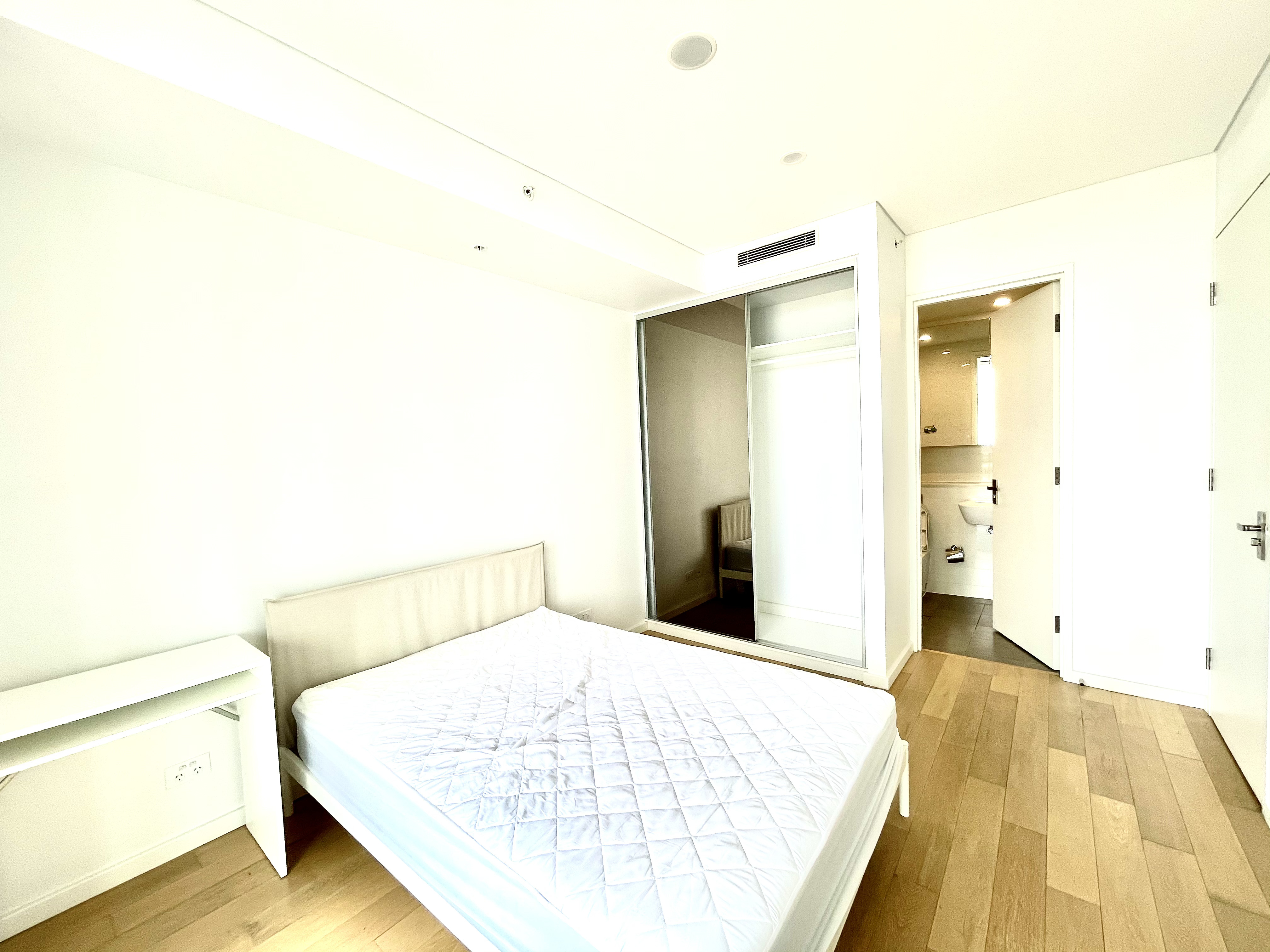 b 810 / 6 Paul Street - Lightbox View 6