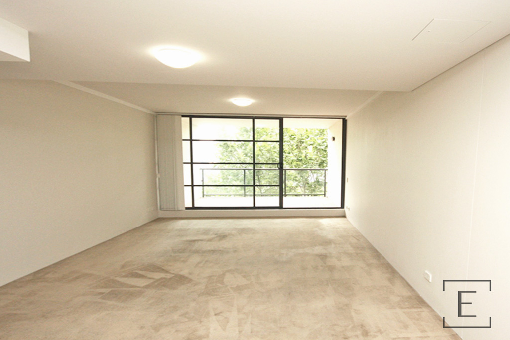 315E / 138 Carillon Avenue, Newtown