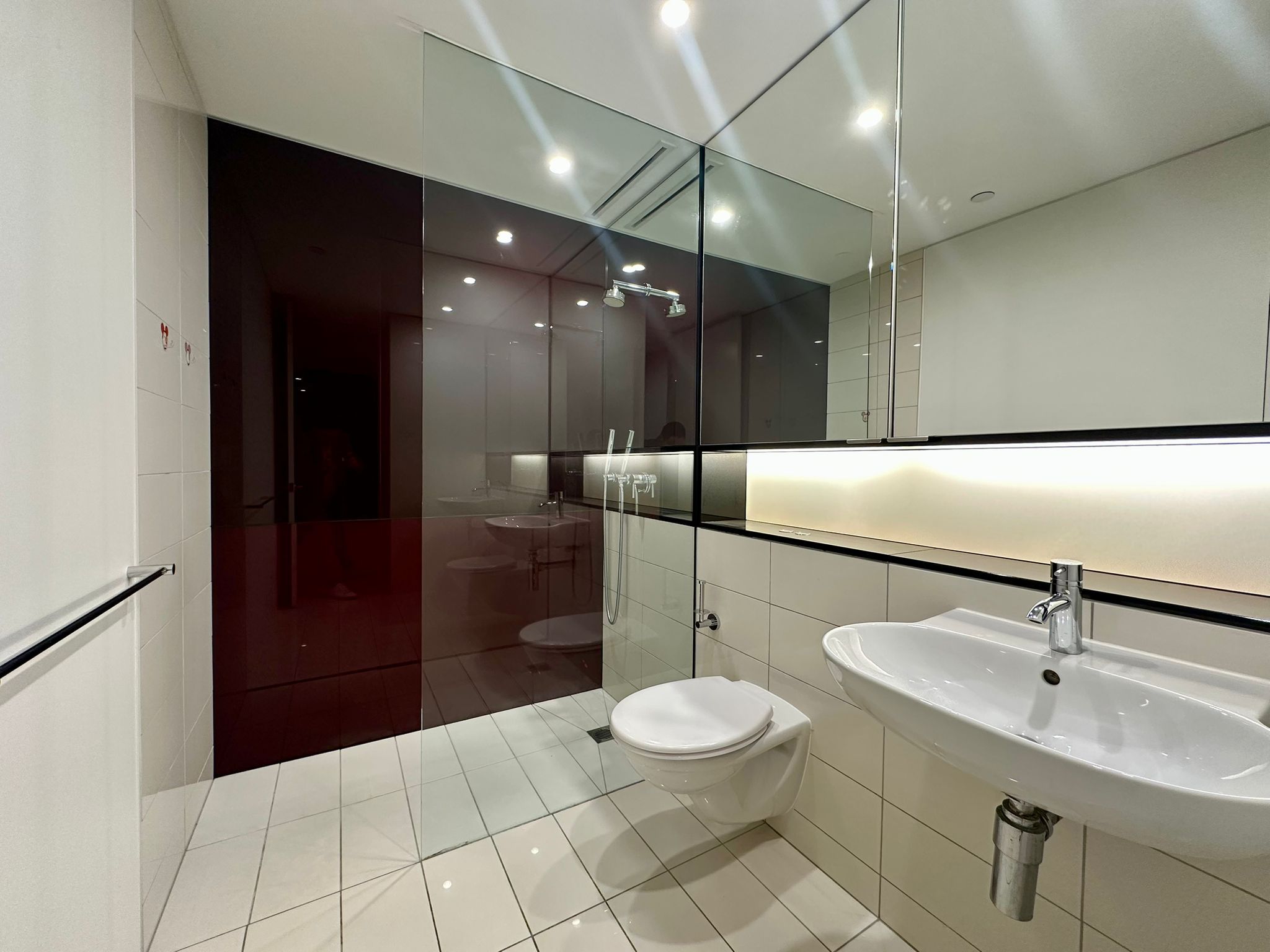 101 Bathurst Street - Main View 8