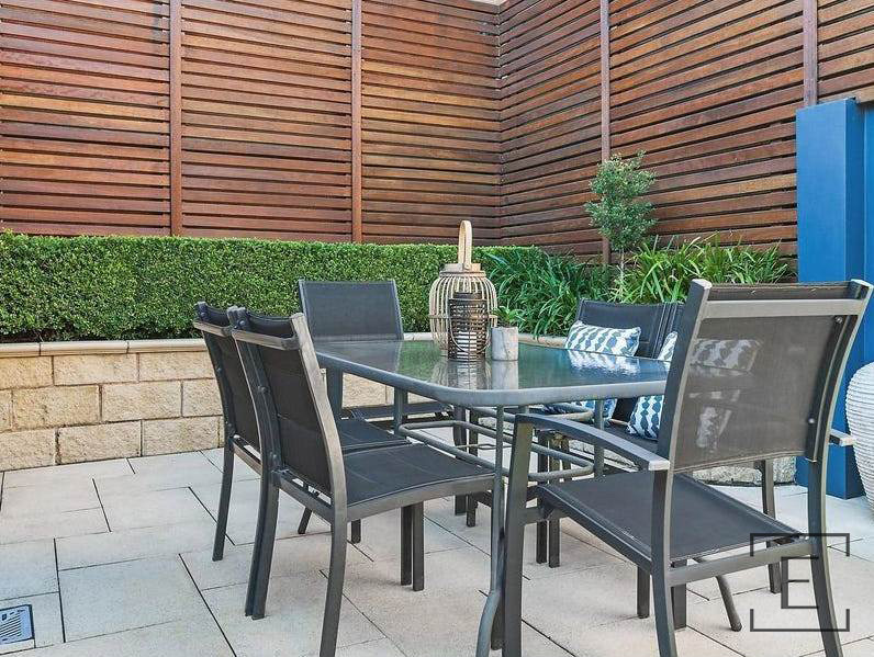 21 Hilly Street, Mortlake