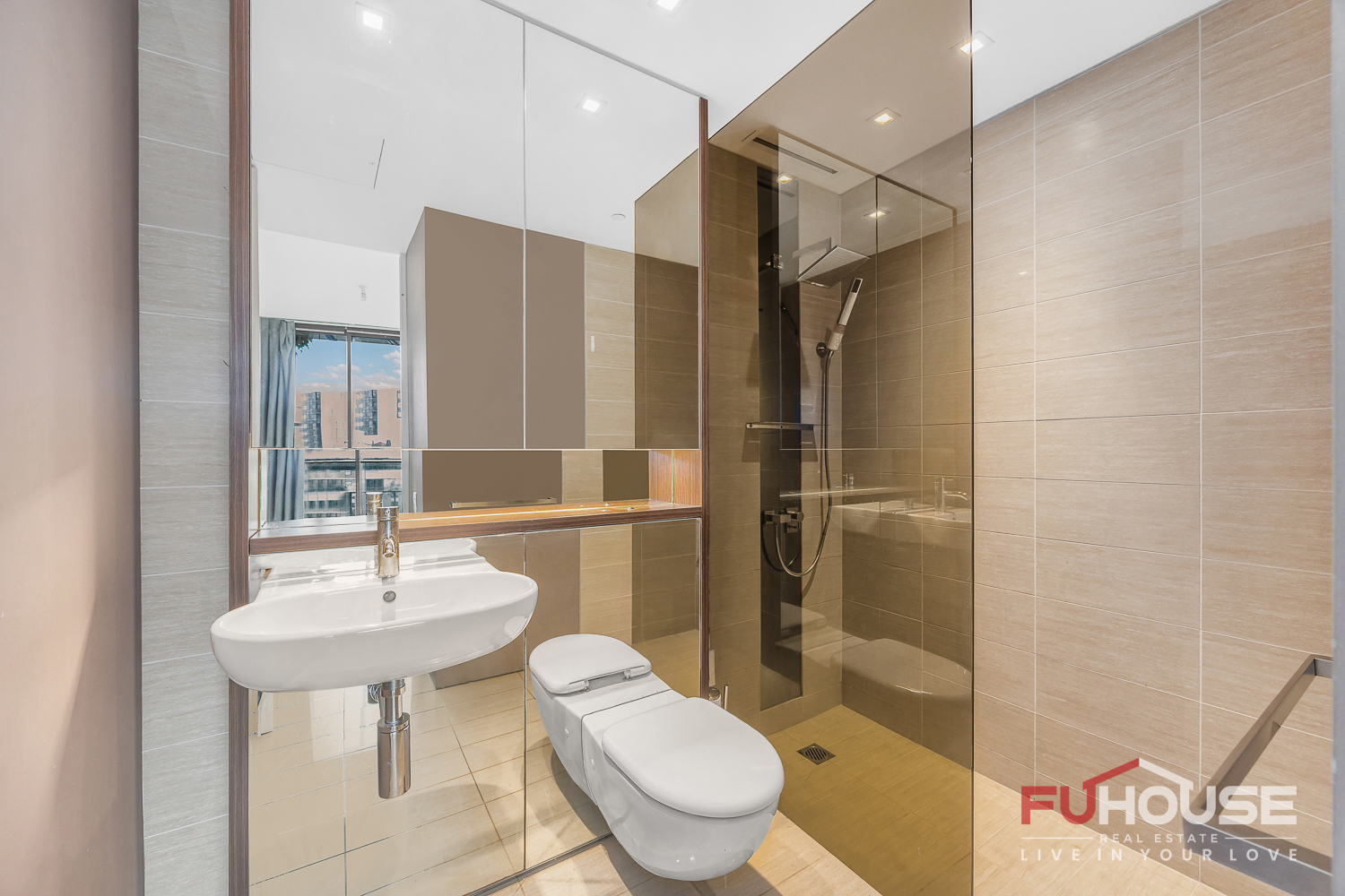 609 / 3 Carlton Street - Main View 7