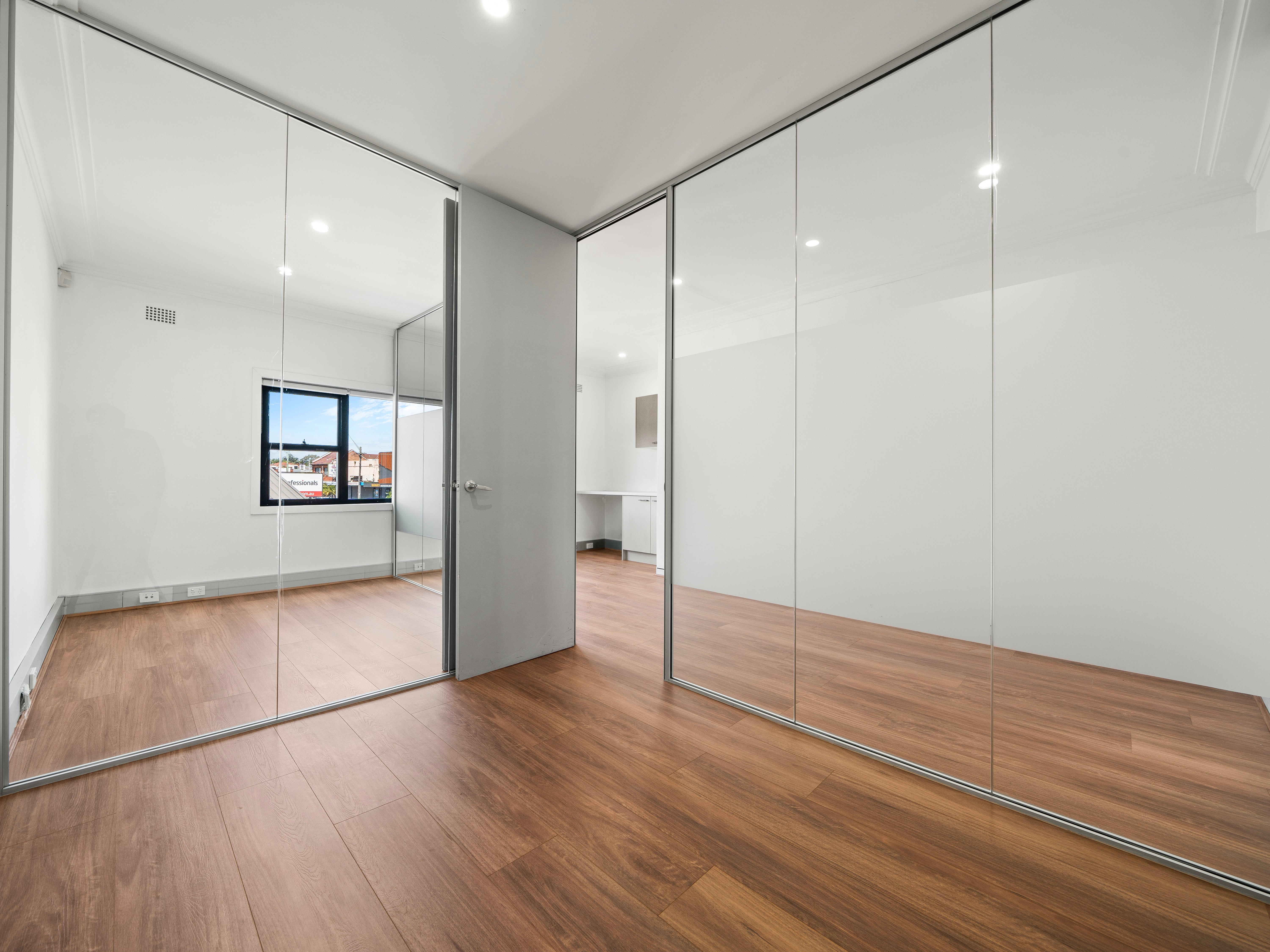 office 3 / 28 Norfolk Avenue, Beverly Hills