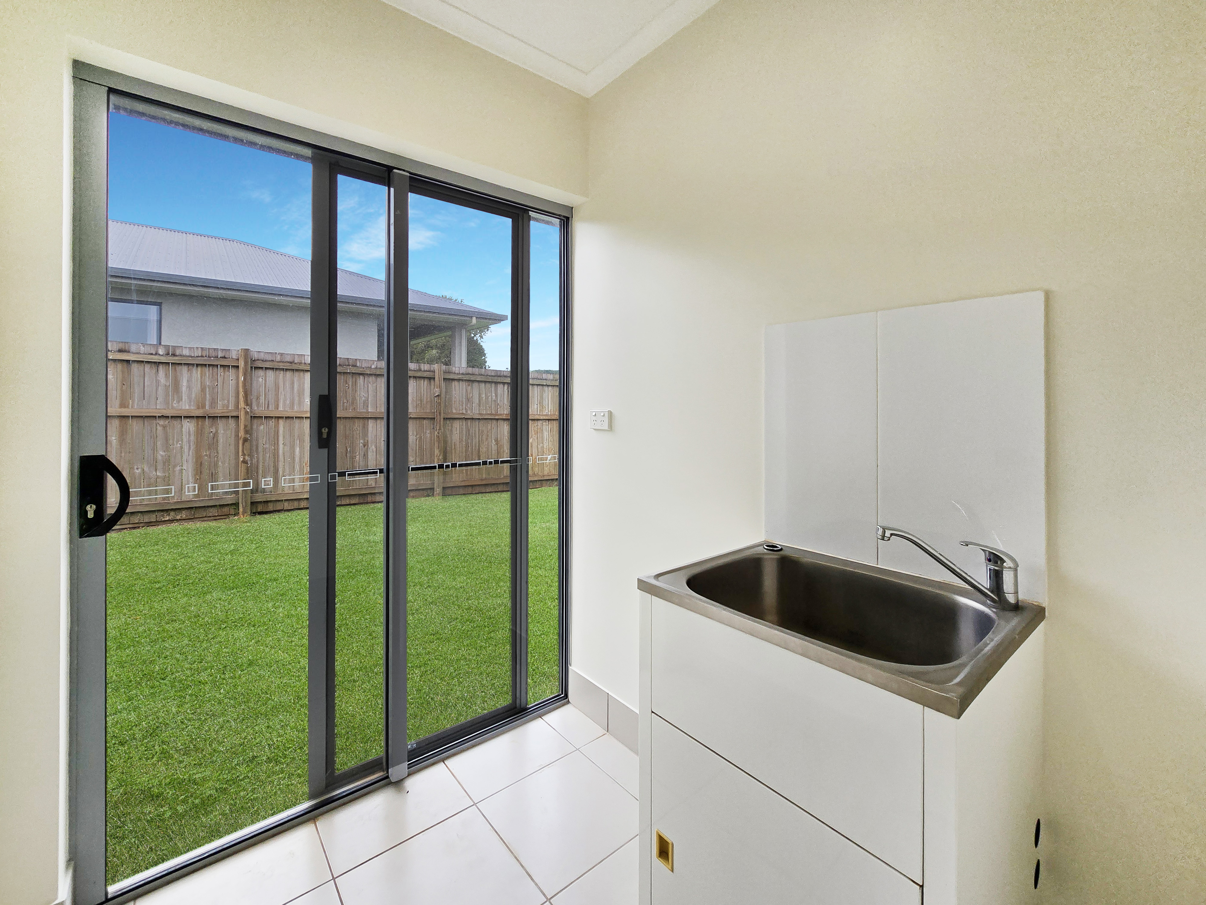 57 Tumbare Street, Atherton