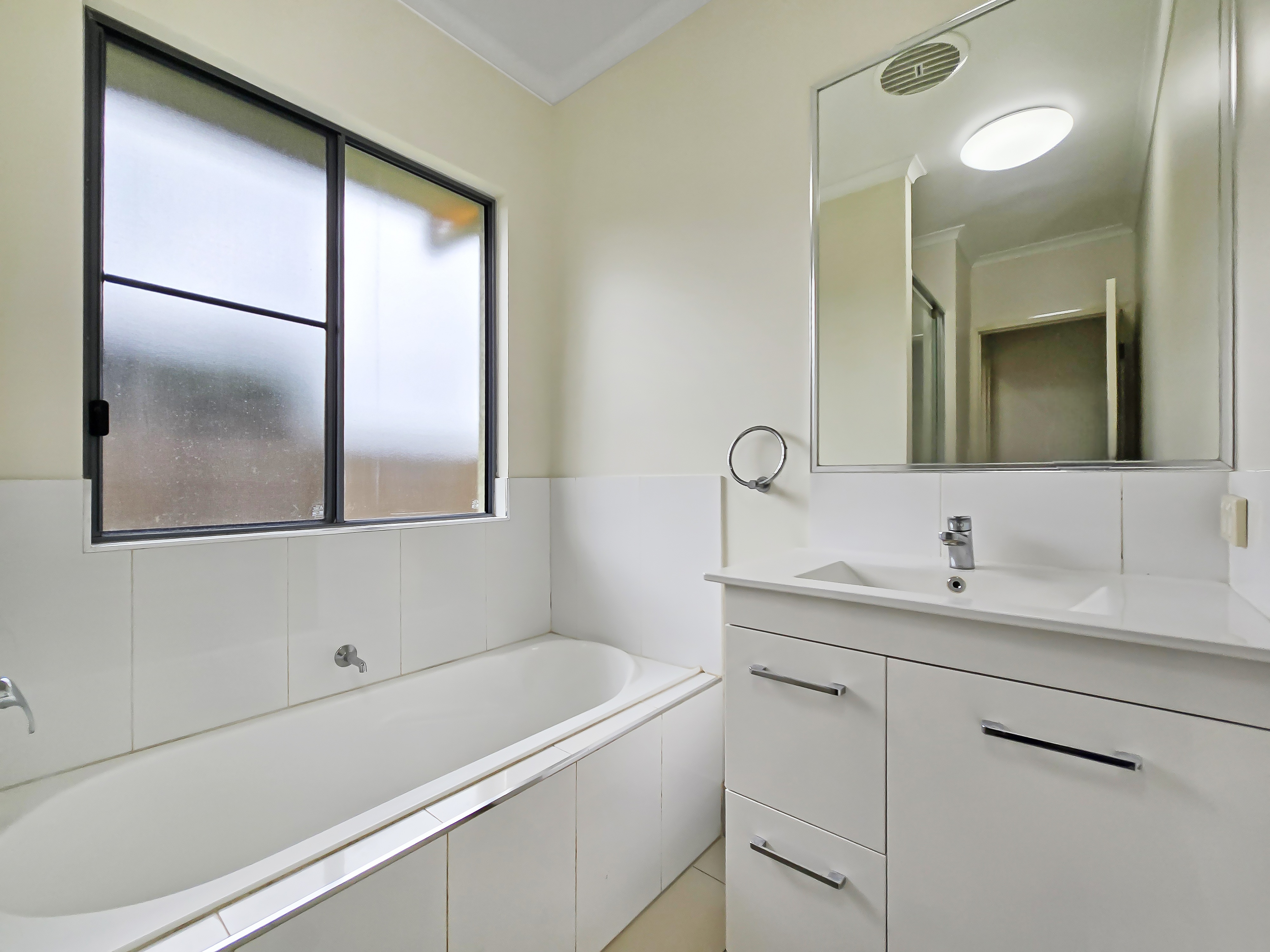 57 Tumbare Street, Atherton
