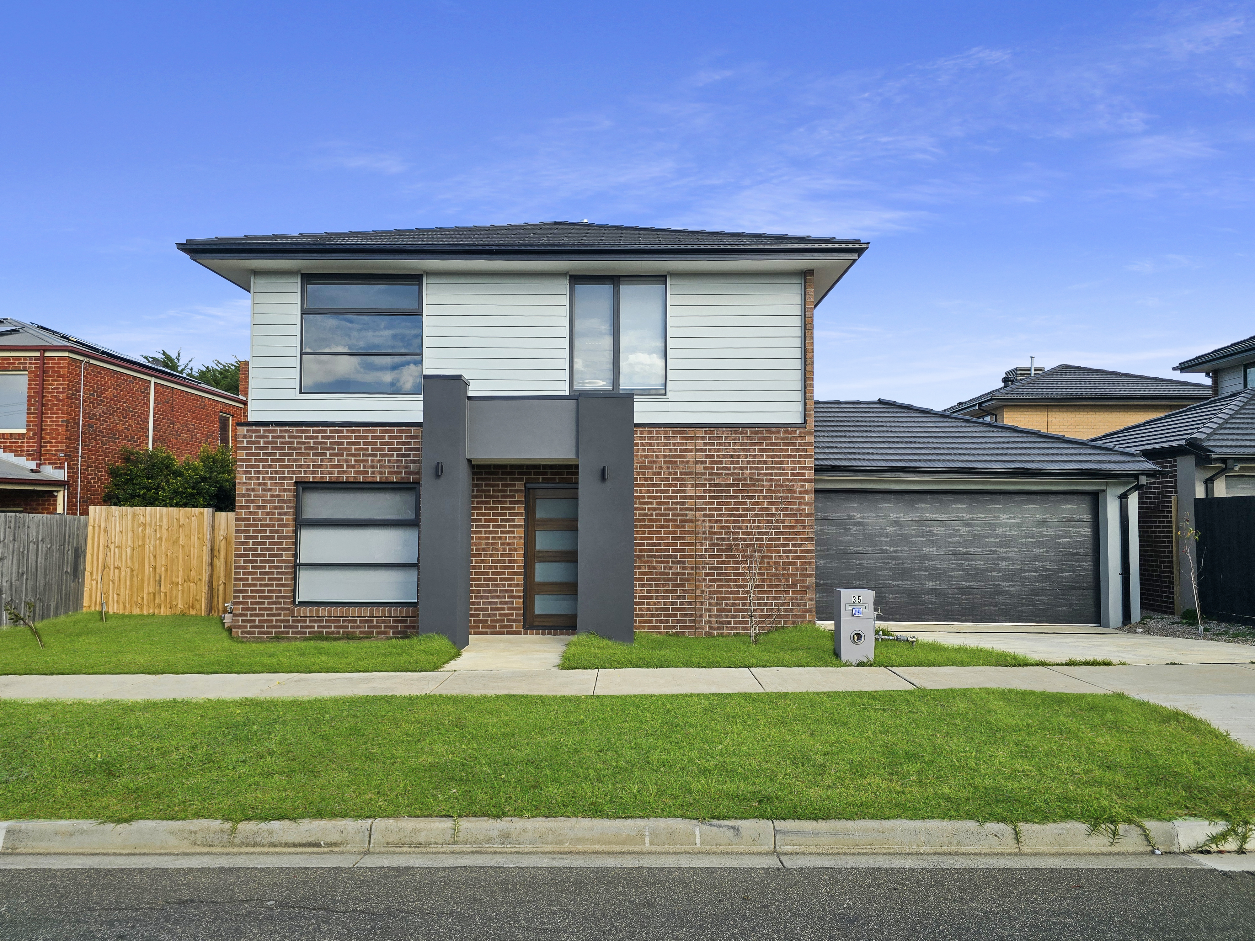 35 Mulholland Crescent